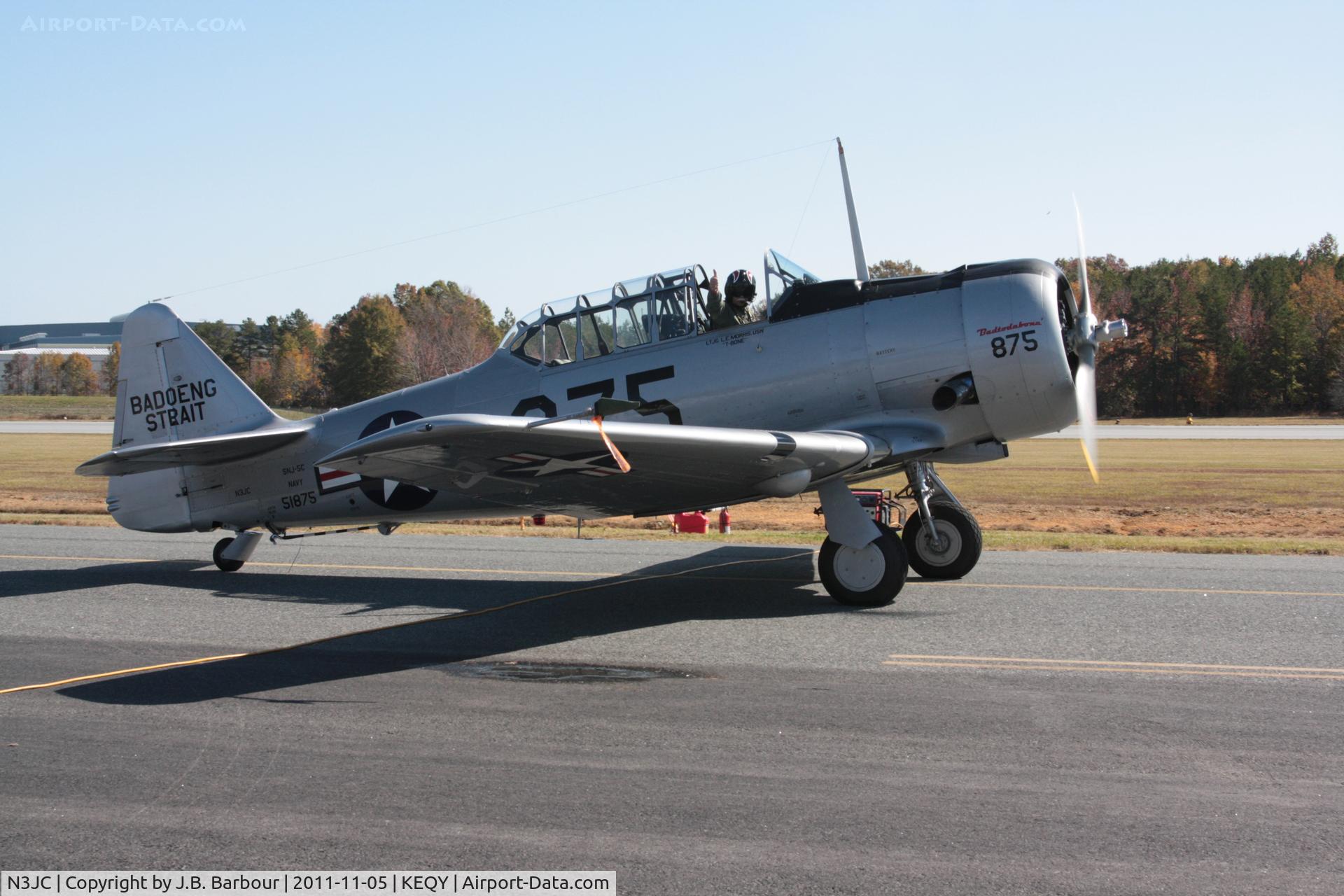 N3JC, 1943 North American SNJ-5C Texan Texan C/N 88-14913, WAR BIRDS
