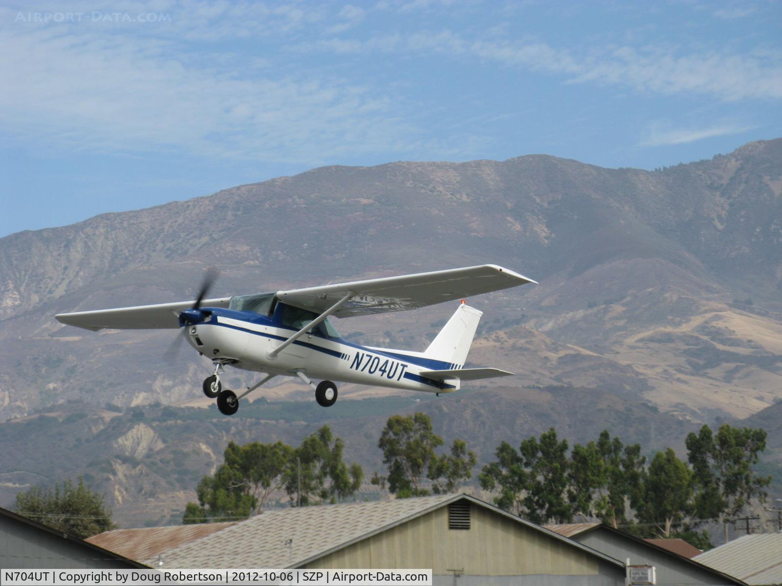 N704UT, 1976 Cessna 150M C/N 15078891, 1976 Cessna 150M, Continental O-200 100 Hp, takeoff climb Rwy 22