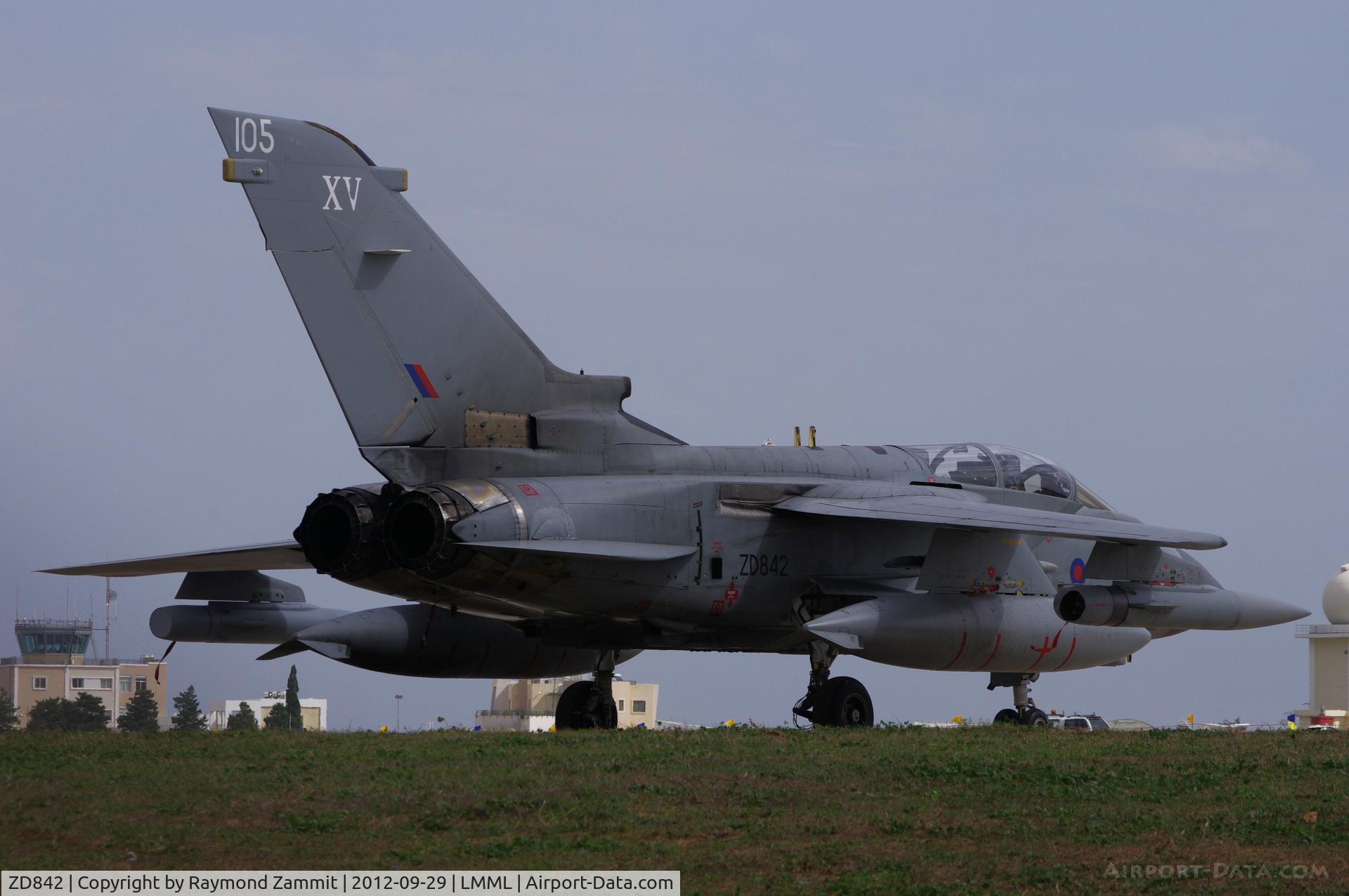 ZD842, 1985 Panavia Tornado GR.4 C/N 423/BT044/3193, Tornado GR4 ZD842/105 from No15Sqd RAF.