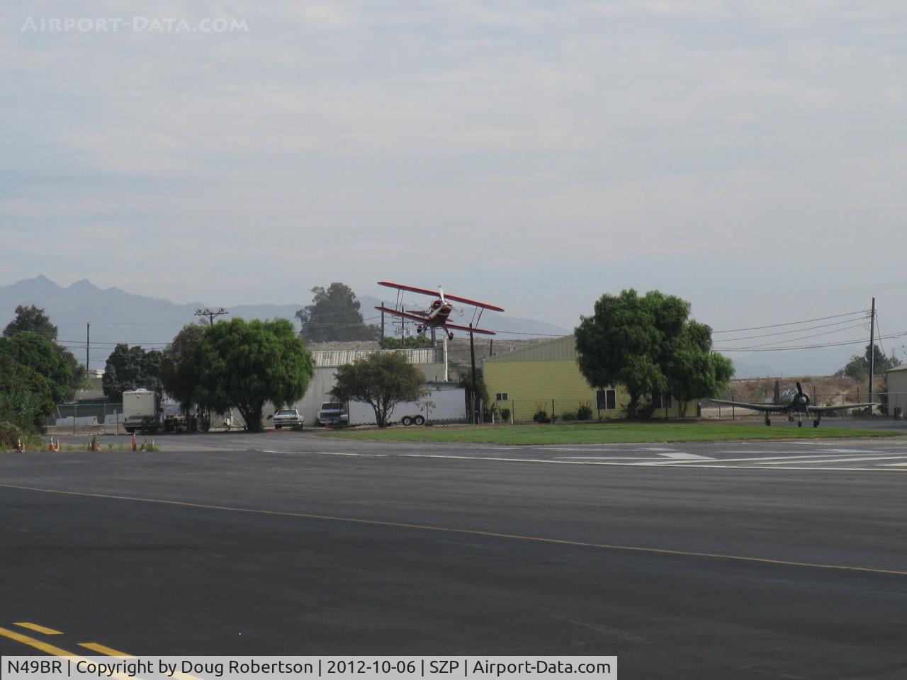 N49BR, Pitts S-2A Special C/N 2212, 1980 Aerotek PITTS S-2A, Lycoming AEIO-540 260 Hp, on final Rwy 22