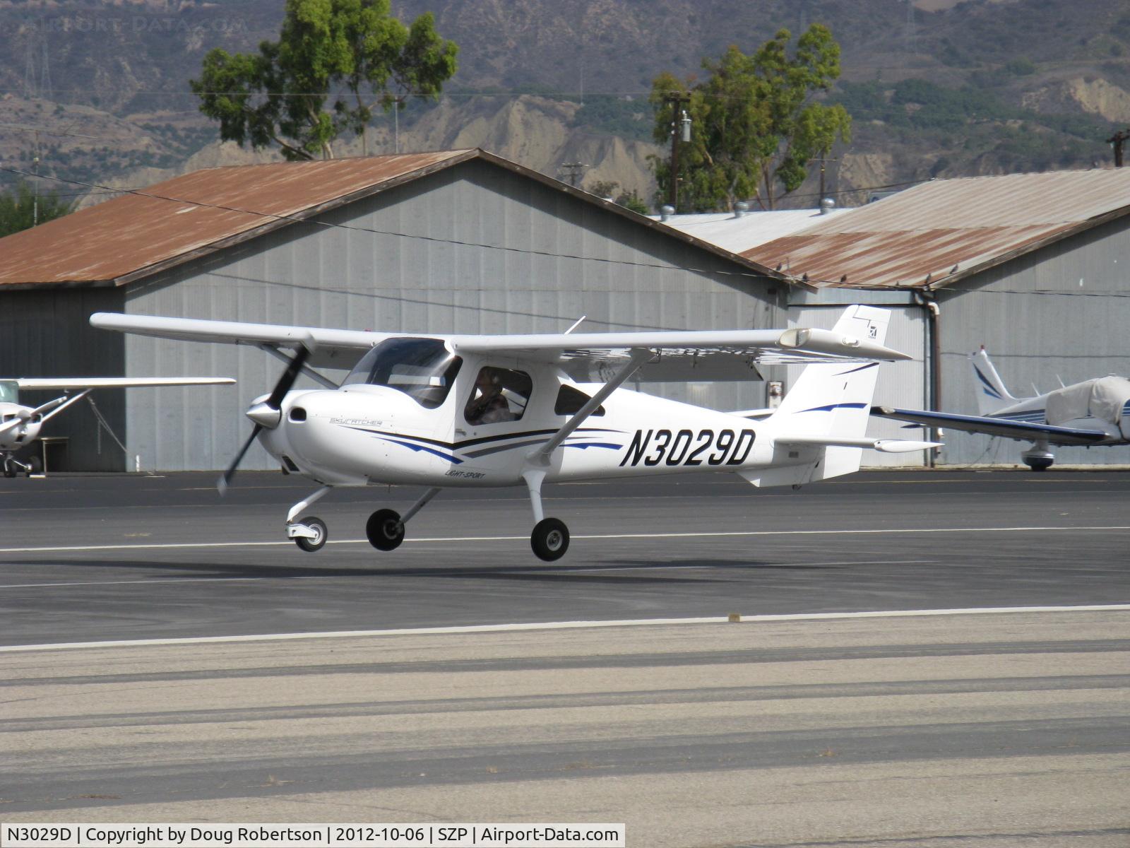N3029D, 2011 Cessna 162 Skycatcher C/N 16200097, 2011 Cessna 162 SKYCATCHER LSA, Continental O-200-D lightweight 100 Hp, landing Rwy 22