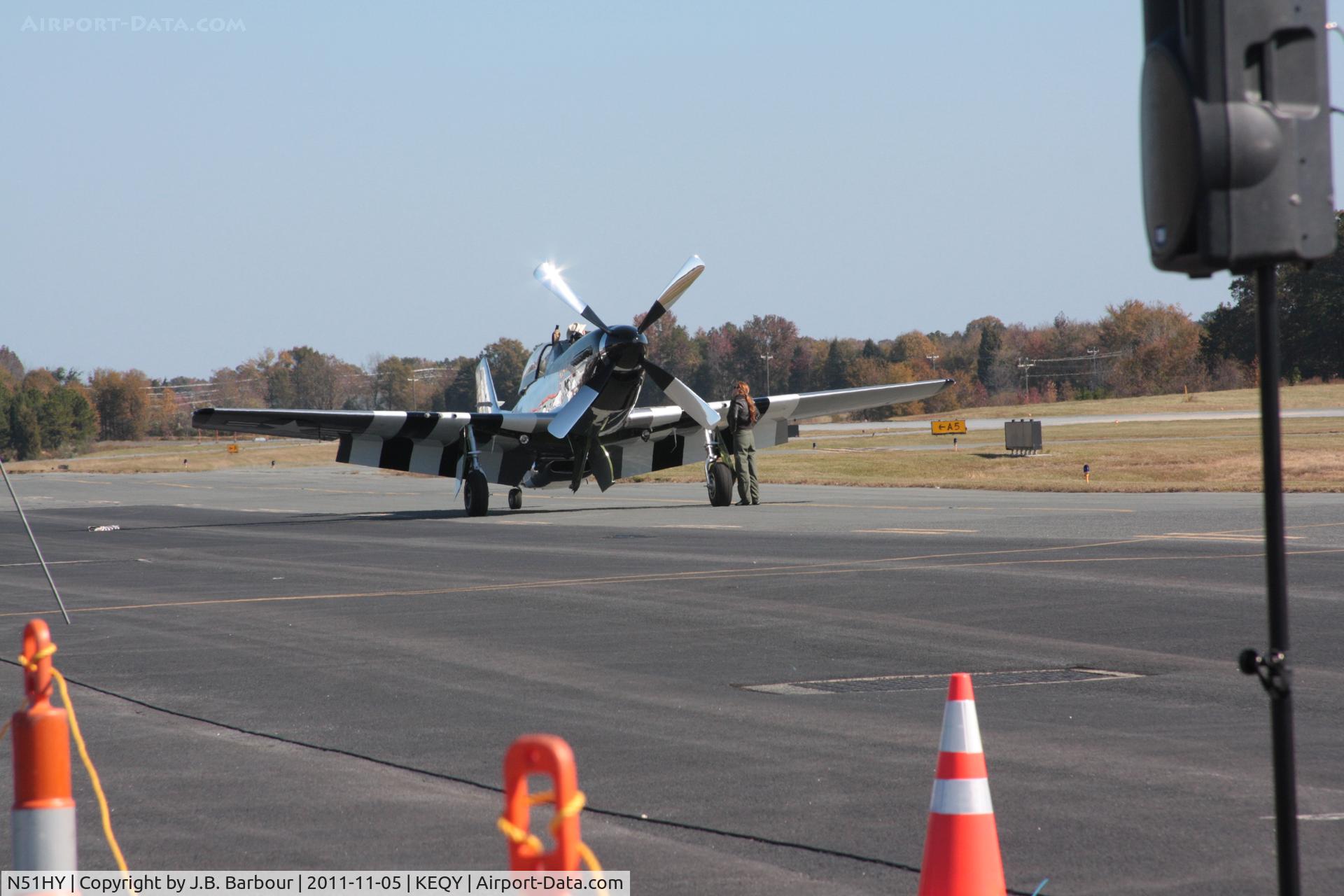 N51HY, 1944 North American P-51D Mustang C/N 124-48192, WAR BIRD