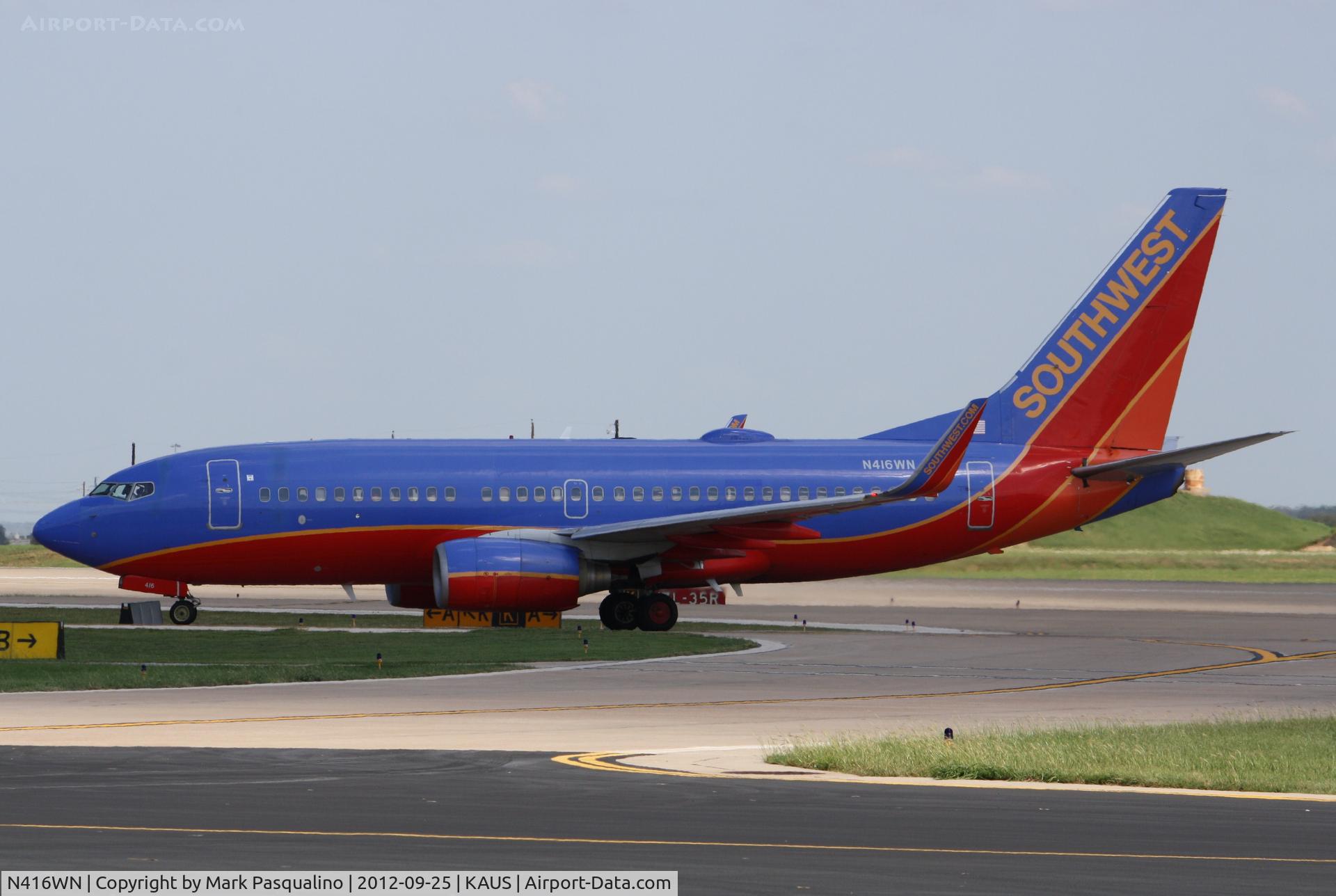 N416WN, 2001 Boeing 737-7H4 C/N 32453, Boeing 737-700