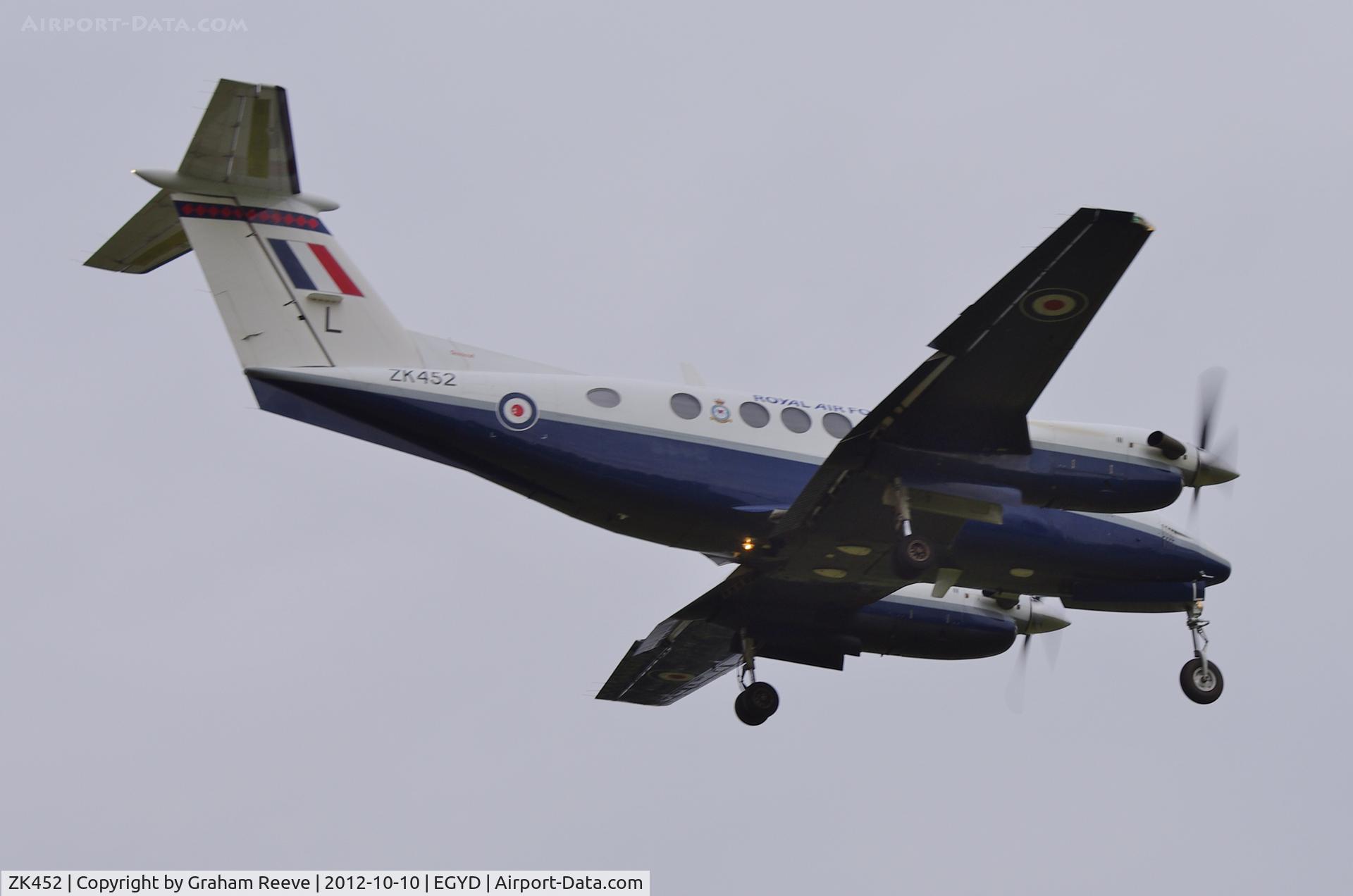 ZK452, 2003 Raytheon B200 King Air C/N BB-1832, About to land.