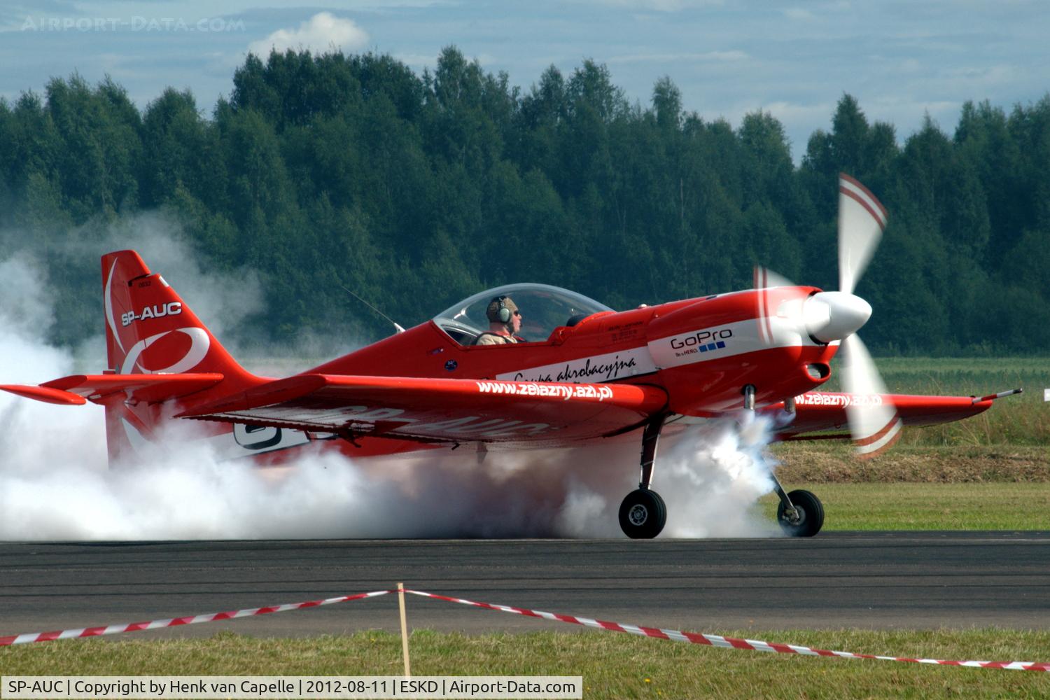 SP-AUC, Zlin Z-50LS C/N 0032, Zlin Z-50LS of the Zelazny Aerobatic Team making a cloud after landing at  Dala-Järna airfield, Sweden.