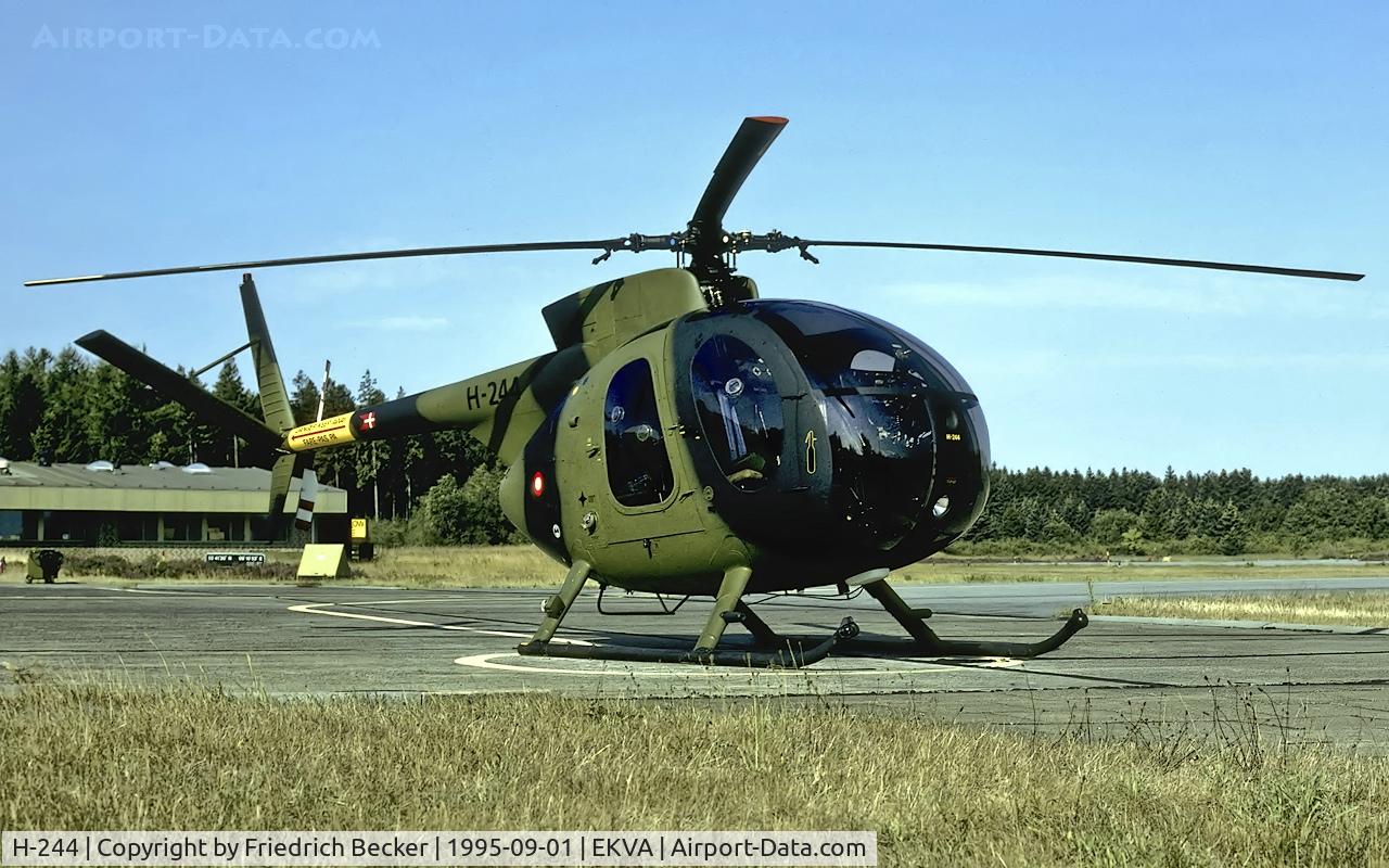 H-244, Hughes 500M C/N 61-0244M, flightline at Vandel AB