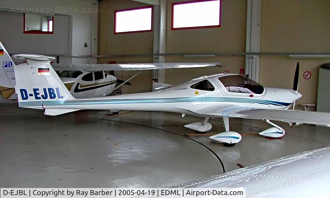 D-EJBL, 2002 Diamond DA-20-C1 Eclipse C/N C0190, Diamond DA.20-C1 Katana Eclipse [C0190] Landshut~D 19/04/2005