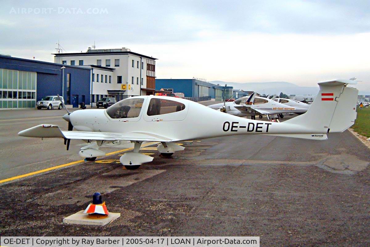 OE-DET, 2004 Diamond DA-40D Diamond Star C/N D4.097, Diamond DA.40 Star TDI [D4.097] Wiener Neustadt-Ost~OE 17/04/2005