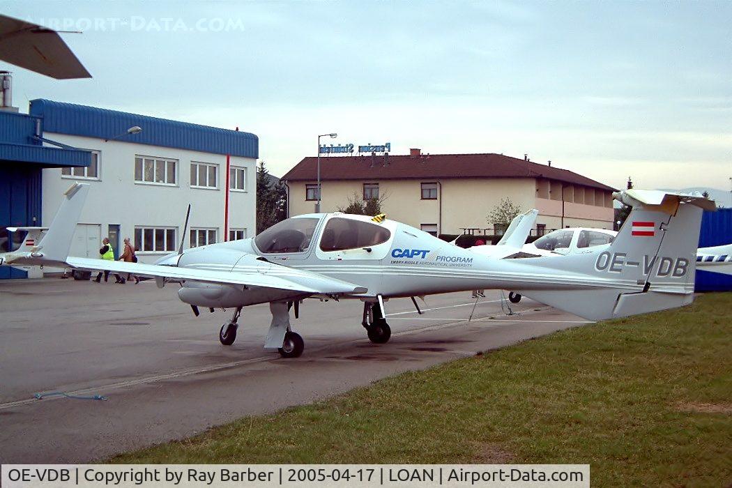 OE-VDB, Diamond DA-42 Twin Star C/N 42.004, Diamond DA.42 Twinstar [42.004] Weiner-Neustadt Ost~OE 17/04/2005