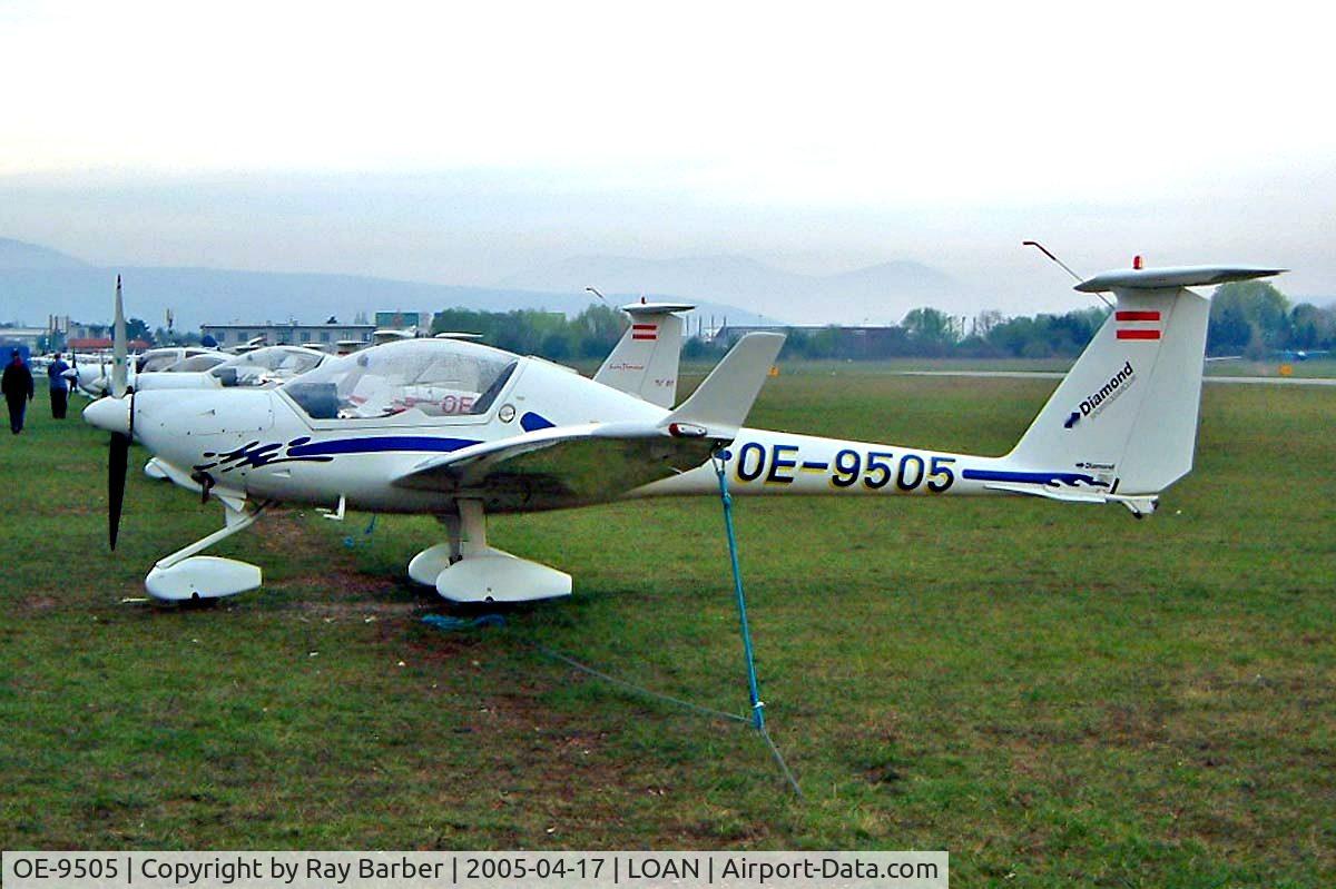 OE-9505, Diamond HK-36TTC Super Dimona C/N 36707, Diamond HK-36TTC Super Dimona [36707] Weiner-Neustadt Ost~OE 17/04/2005