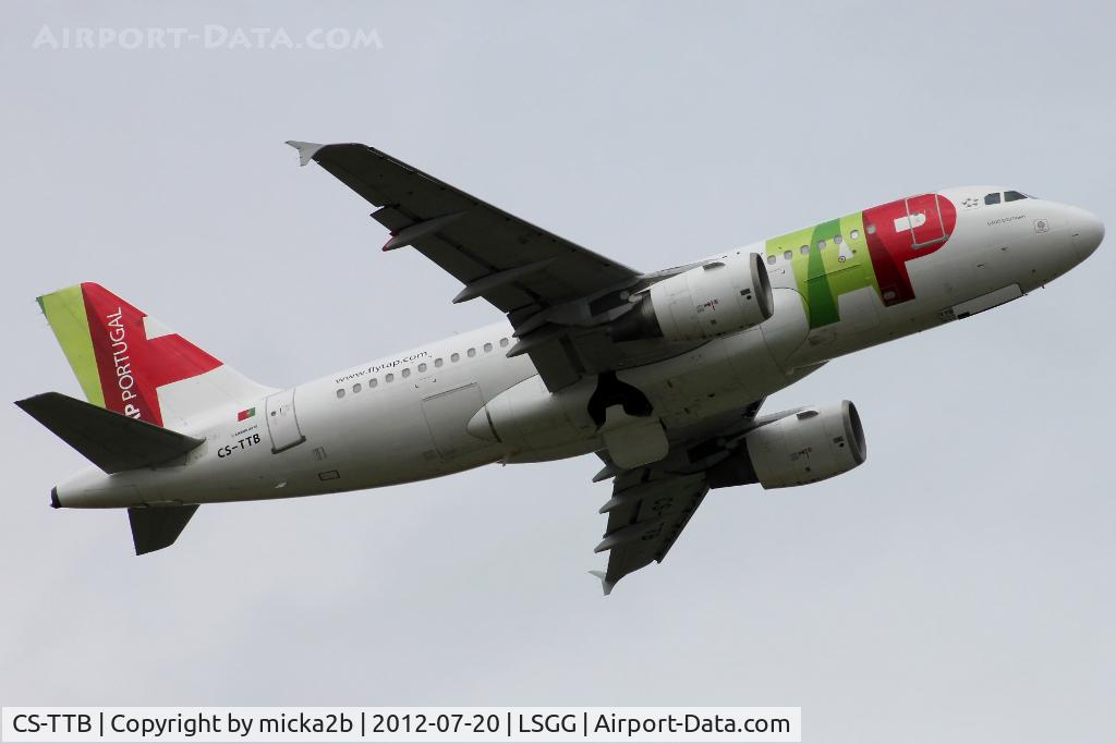 CS-TTB, 1997 Airbus A319-111 C/N 755, Take off