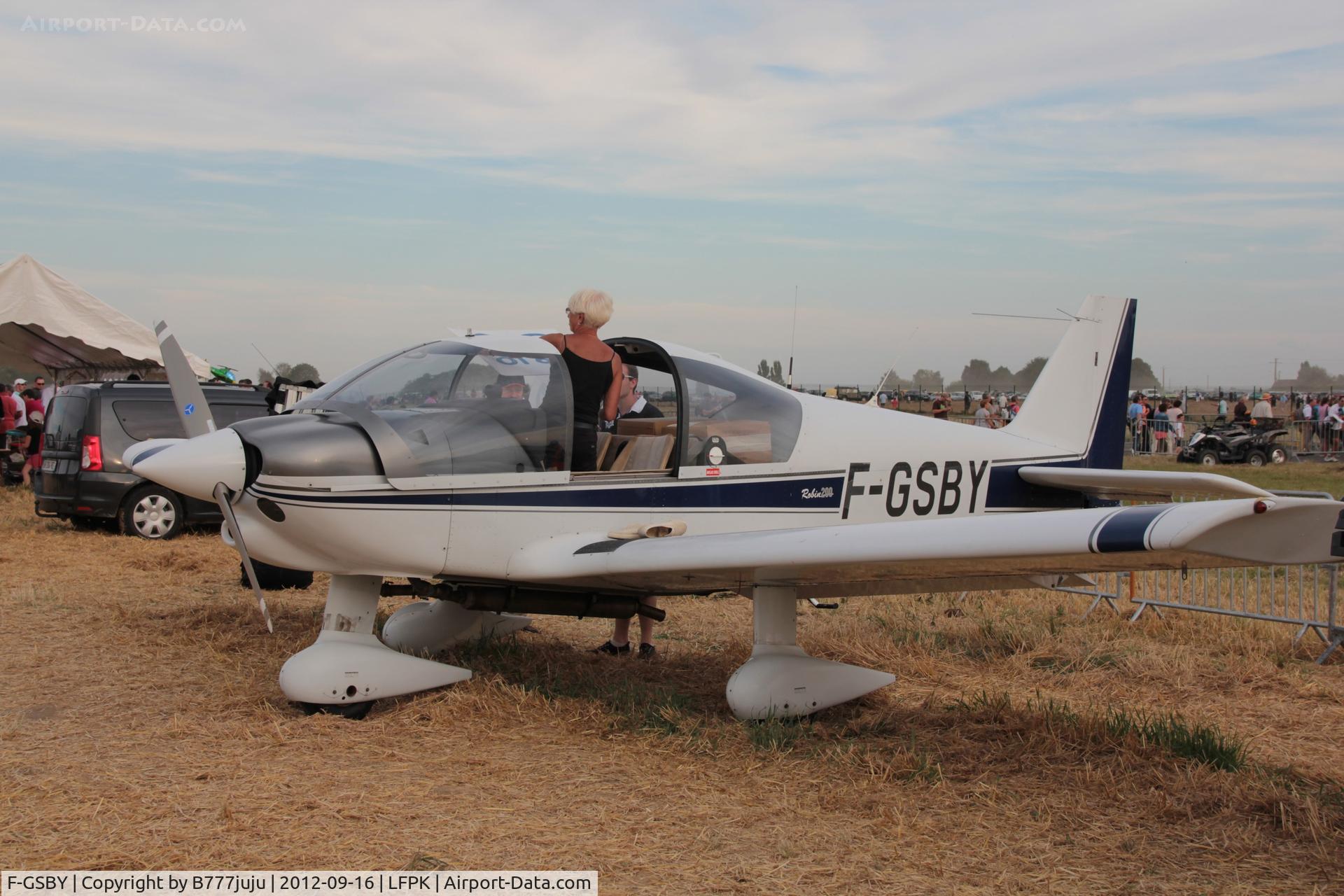 F-GSBY, 1997 Robin HR-200-120B C/N 319, at Coulommiers