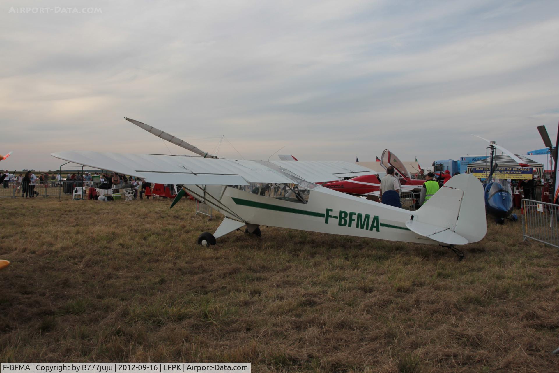 F-BFMA, Piper PA-11 Cub Special C/N 11-946, at Coulommiers