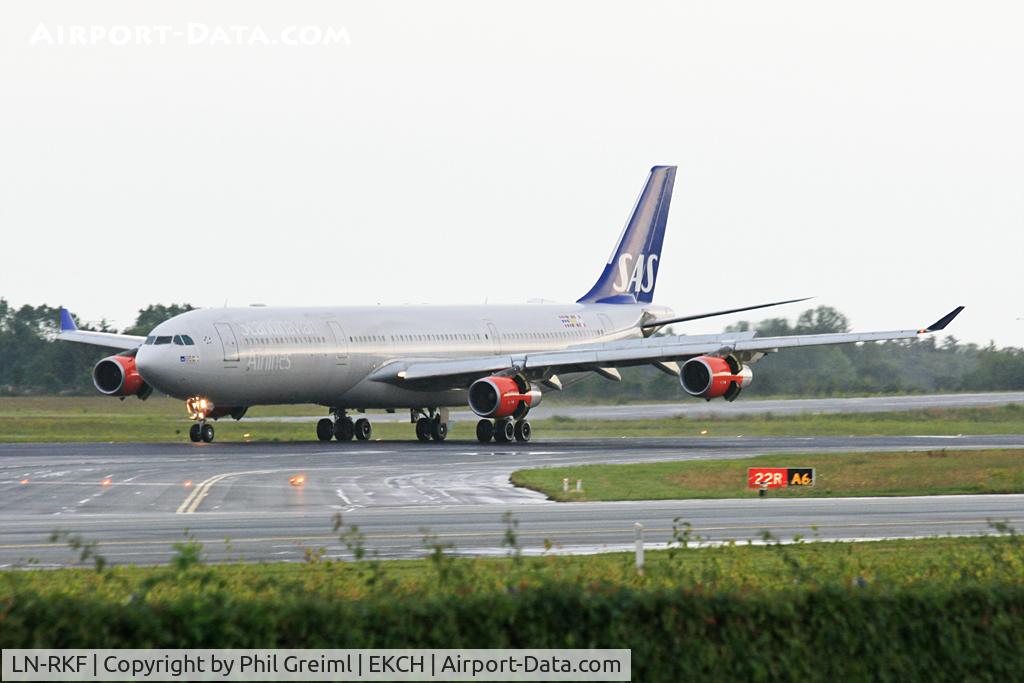 LN-RKF, 2001 Airbus A340-313X C/N 413, Taken at EKCH.