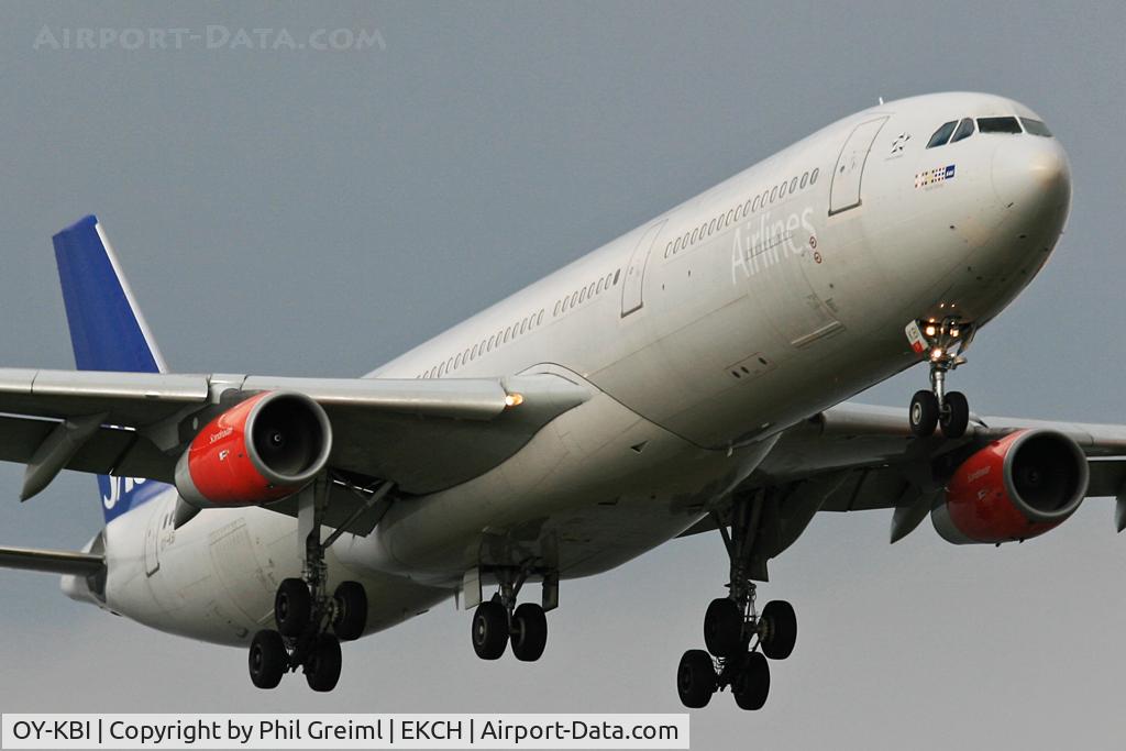 OY-KBI, 2001 Airbus A340-313X C/N 430, Taken at EKCH.