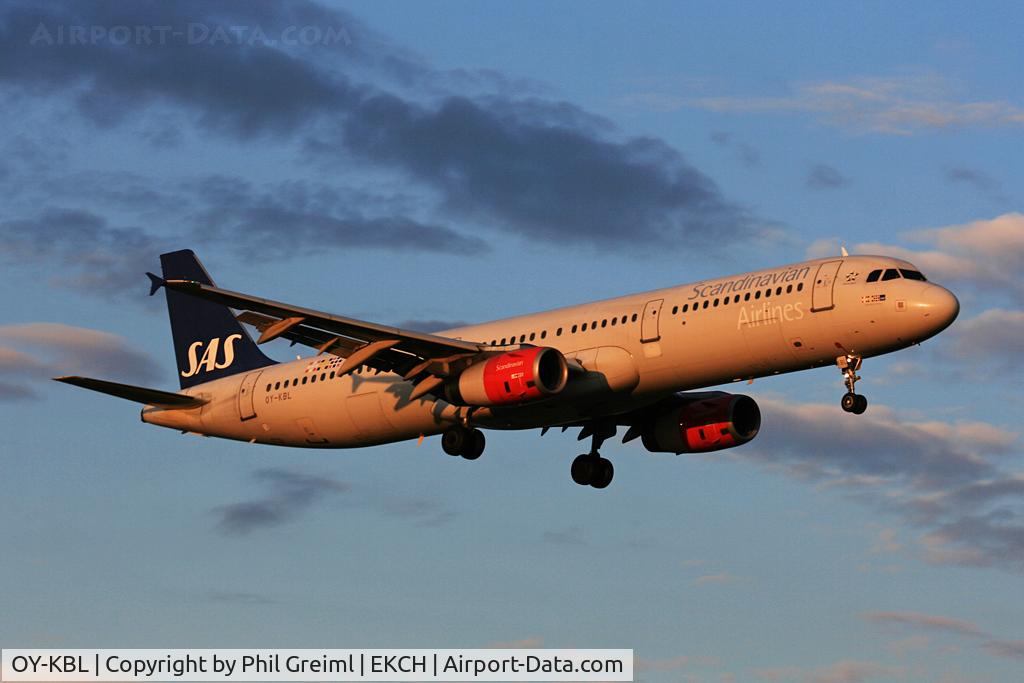 OY-KBL, 2001 Airbus A321-232 C/N 1619, Taken at EKCH.
