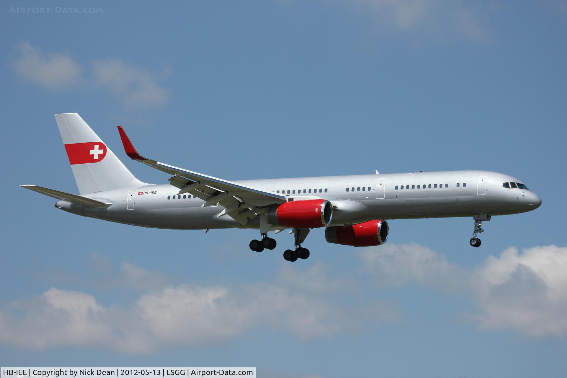 HB-IEE, 1989 Boeing 757-23A C/N 24527, LSGG/GVA EBACE 2012