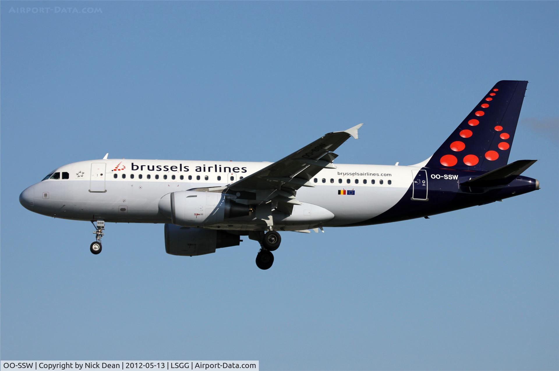 OO-SSW, 2007 Airbus A319-111 C/N 3255, LSGG/GVA EBACE 2012
