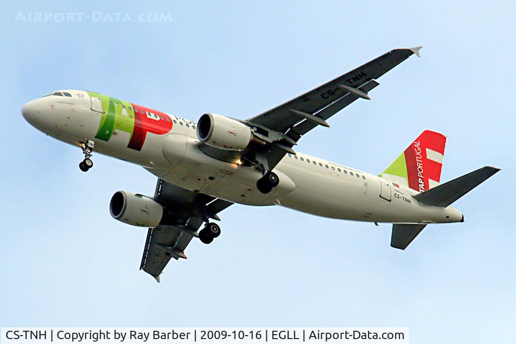 CS-TNH, 1999 Airbus A320-214 C/N 0960, Airbus A320-214 [0960] (TAP Air Portugal) Home~G 16/10/2009