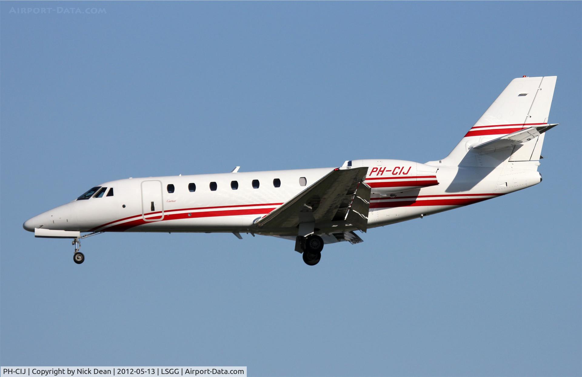 PH-CIJ, 2008 Cessna 680 Citation Sovereign C/N 680-0185, LSGG/GVA EBACE 2012