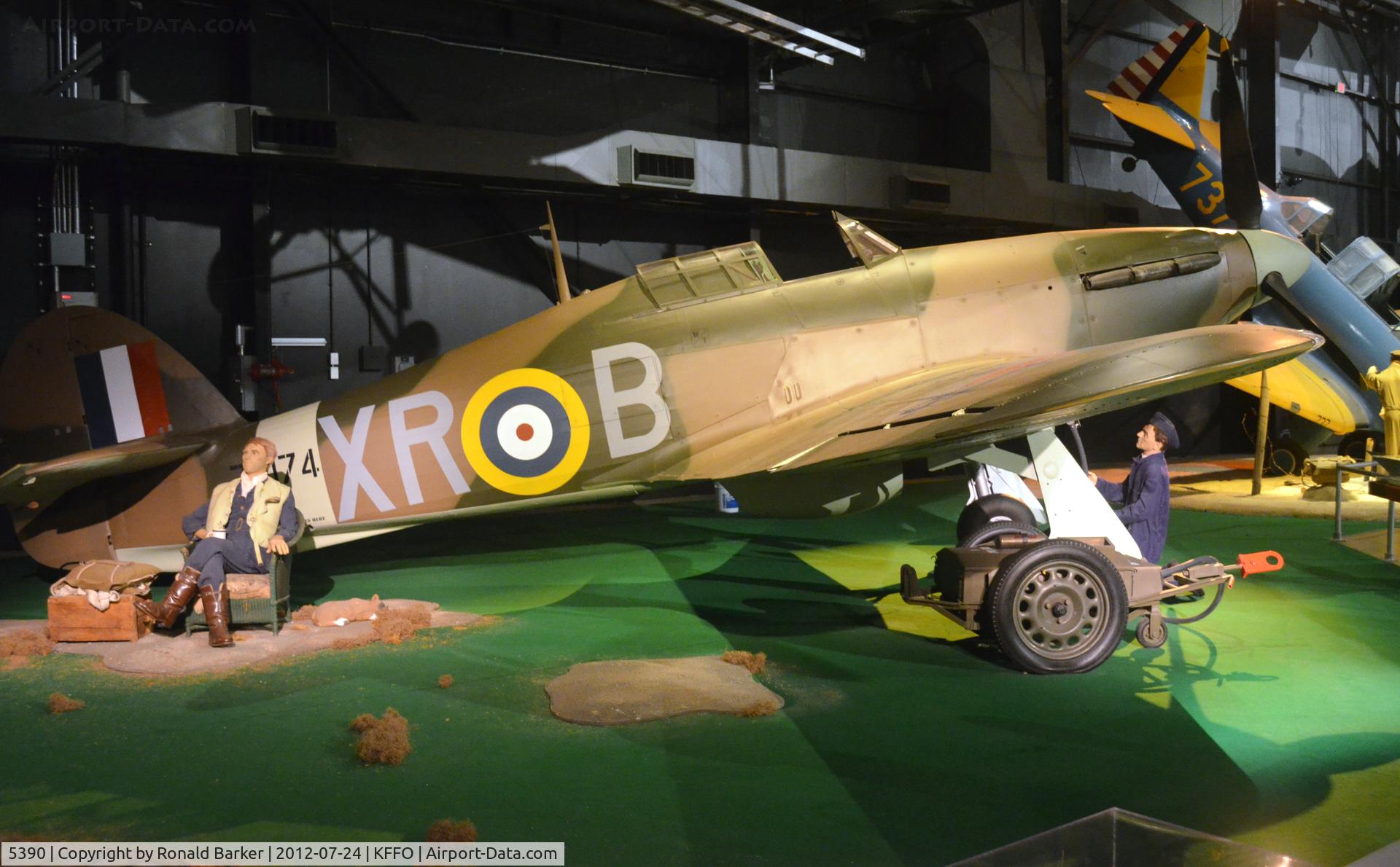 5390, Hawker (CCF) Hurricane Mk12 C/N 42025, AF Museum  Z3174