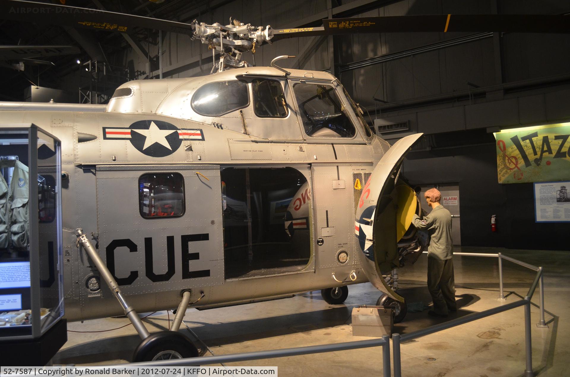 52-7587, 1952 Sikorsky H-19B Chickasaw C/N 55734, AF Museum  shown as 13893