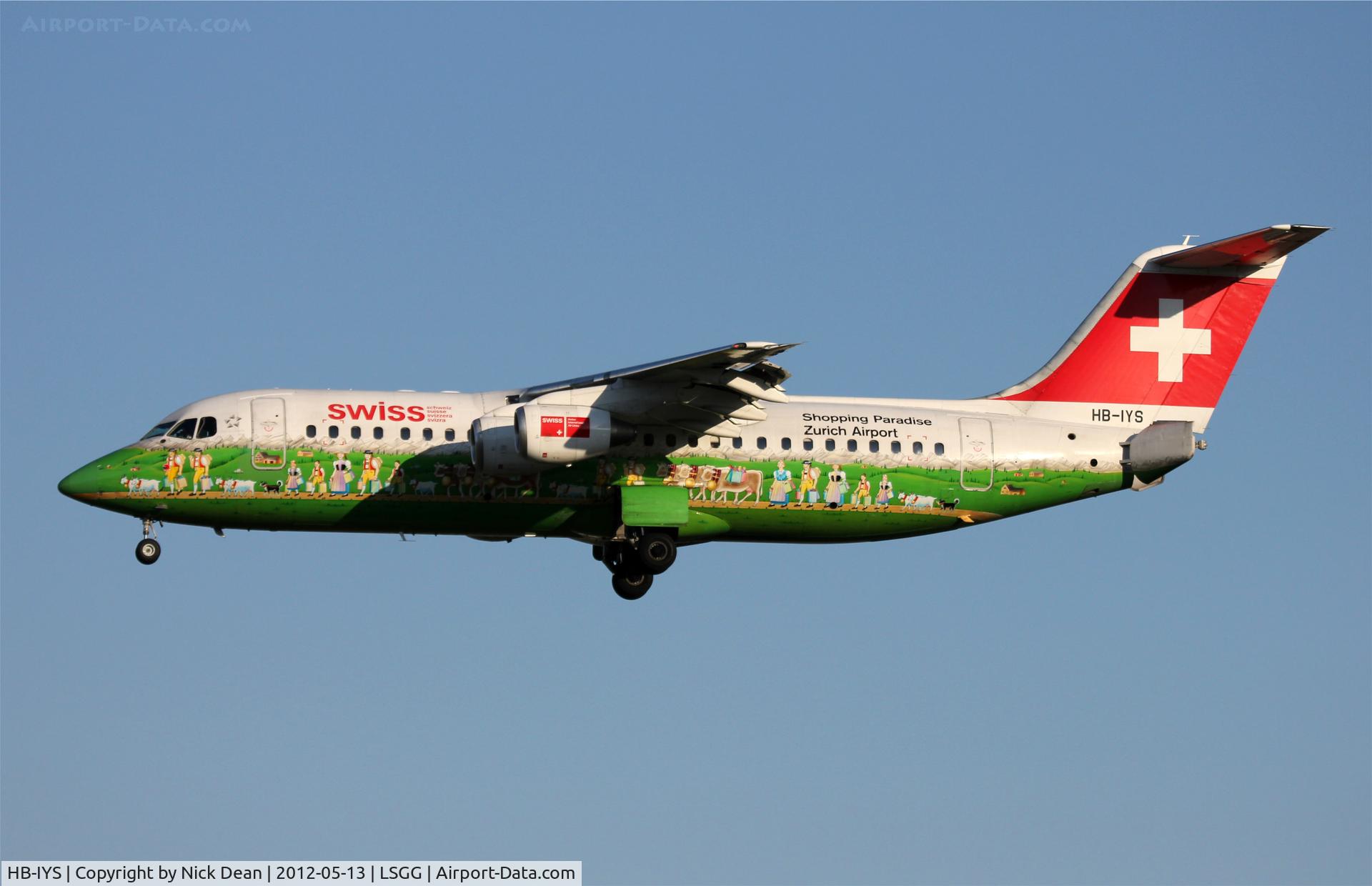 HB-IYS, 2001 British Aerospace Avro 146-RJ100 C/N E3381, LSGG/GVA EBACE 2012