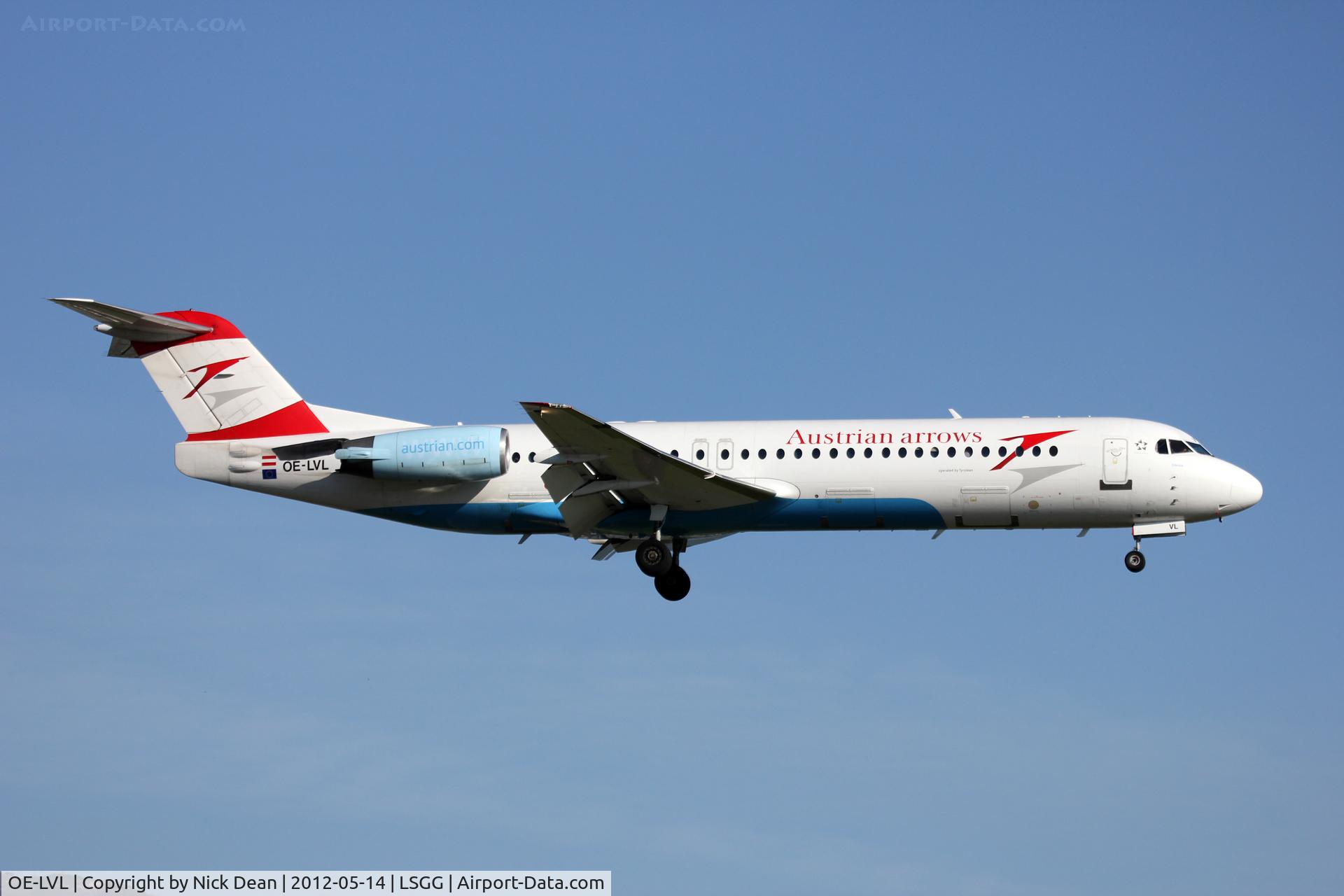 OE-LVL, 1992 Fokker 100 (F-28-0100) C/N 11404, LSGG/GVA EBACE 2012