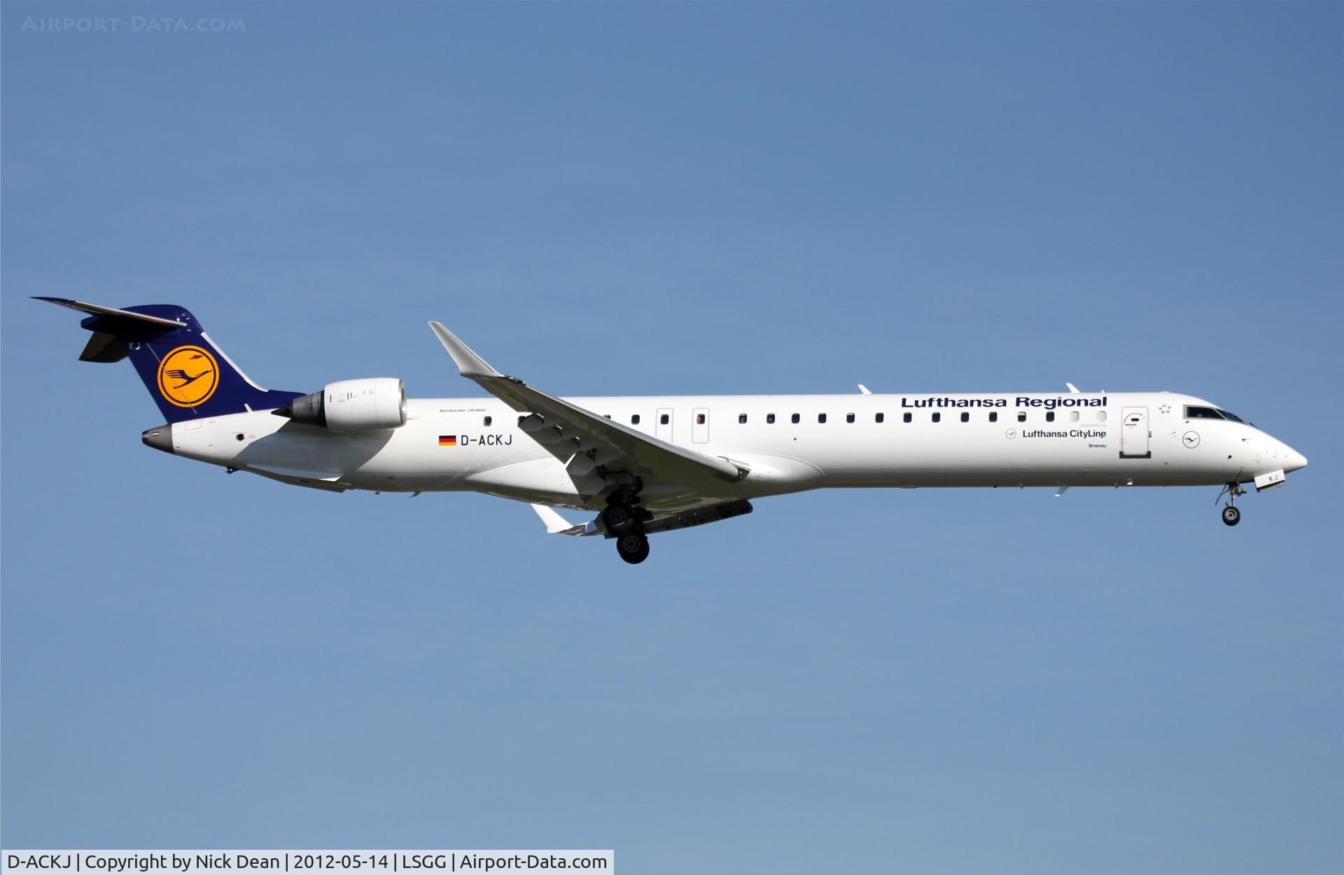D-ACKJ, 2006 Bombardier CRJ-900LR (CL-600-2D24) C/N 15089, LSGG/GVA EBACE 2012