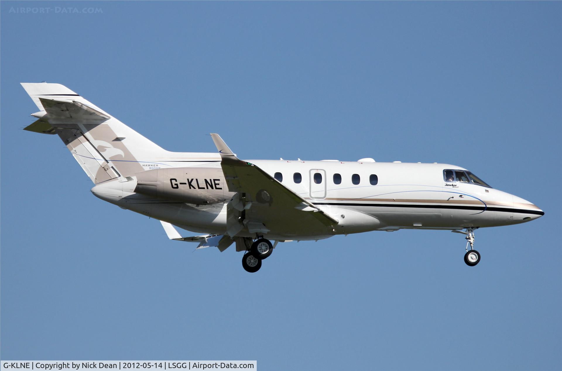 G-KLNE, 2011 Hawker Beechcraft 900XP C/N HA-0186, LSGG/GVA EBACE 2012