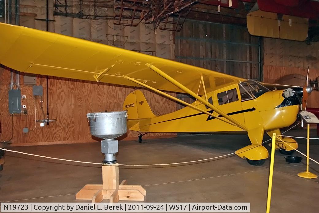 N19723, 1937 Aeronca K C/N K-244, Beautiful 1937 classic Aeronca on display at EAA Airventure.