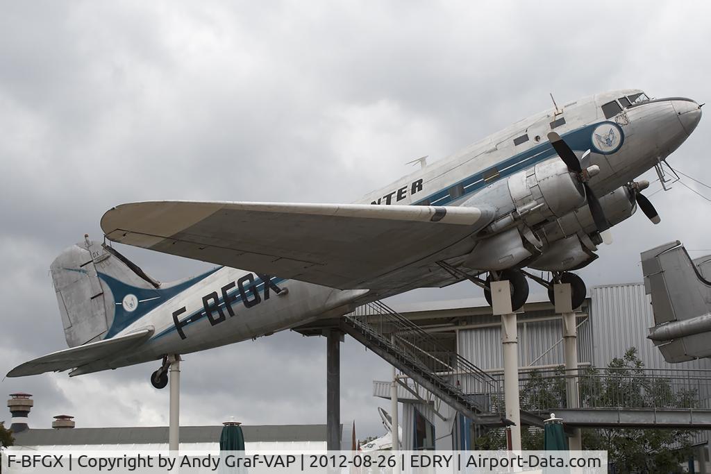 F-BFGX, 1942 Douglas DC3C-S1C3G (C-53D) C/N 11722, Air Inter DC-3