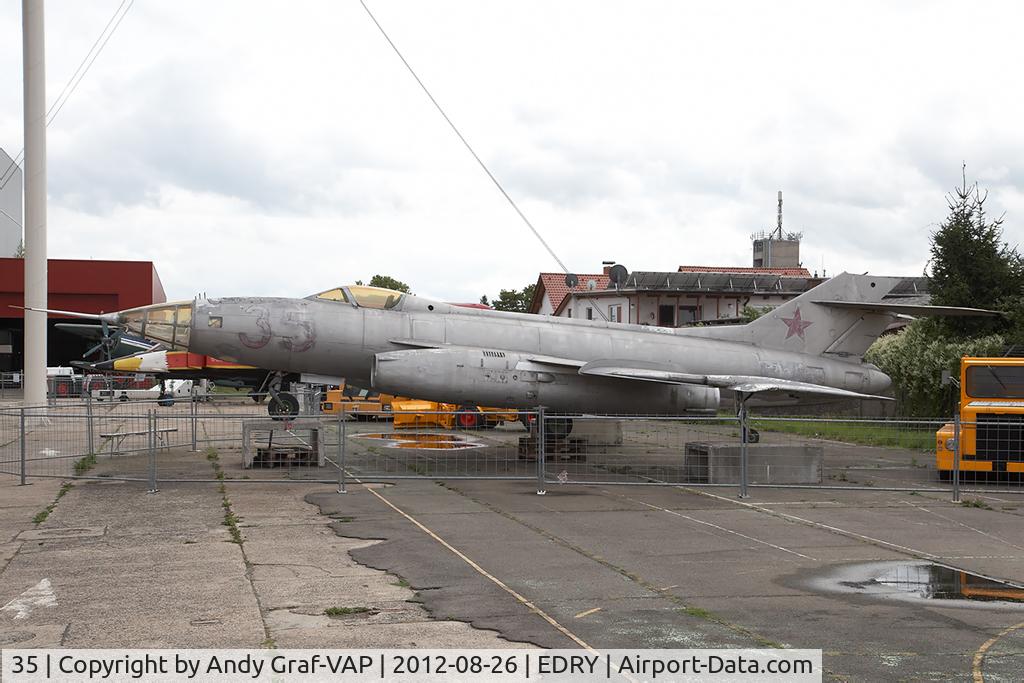 35, Saab JAS-39C Gripen C/N 39306, Russia Air Force Yak27