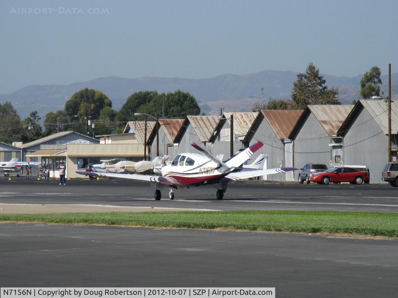 N7156N, 1968 Beech V35A Bonanza C/N D-8687, 1968 Beech V35A BONANZA, Continental IO-520-B 285 Hp, newly beautifully refinished just out of the paint shop, takeoff roll Rwy 22