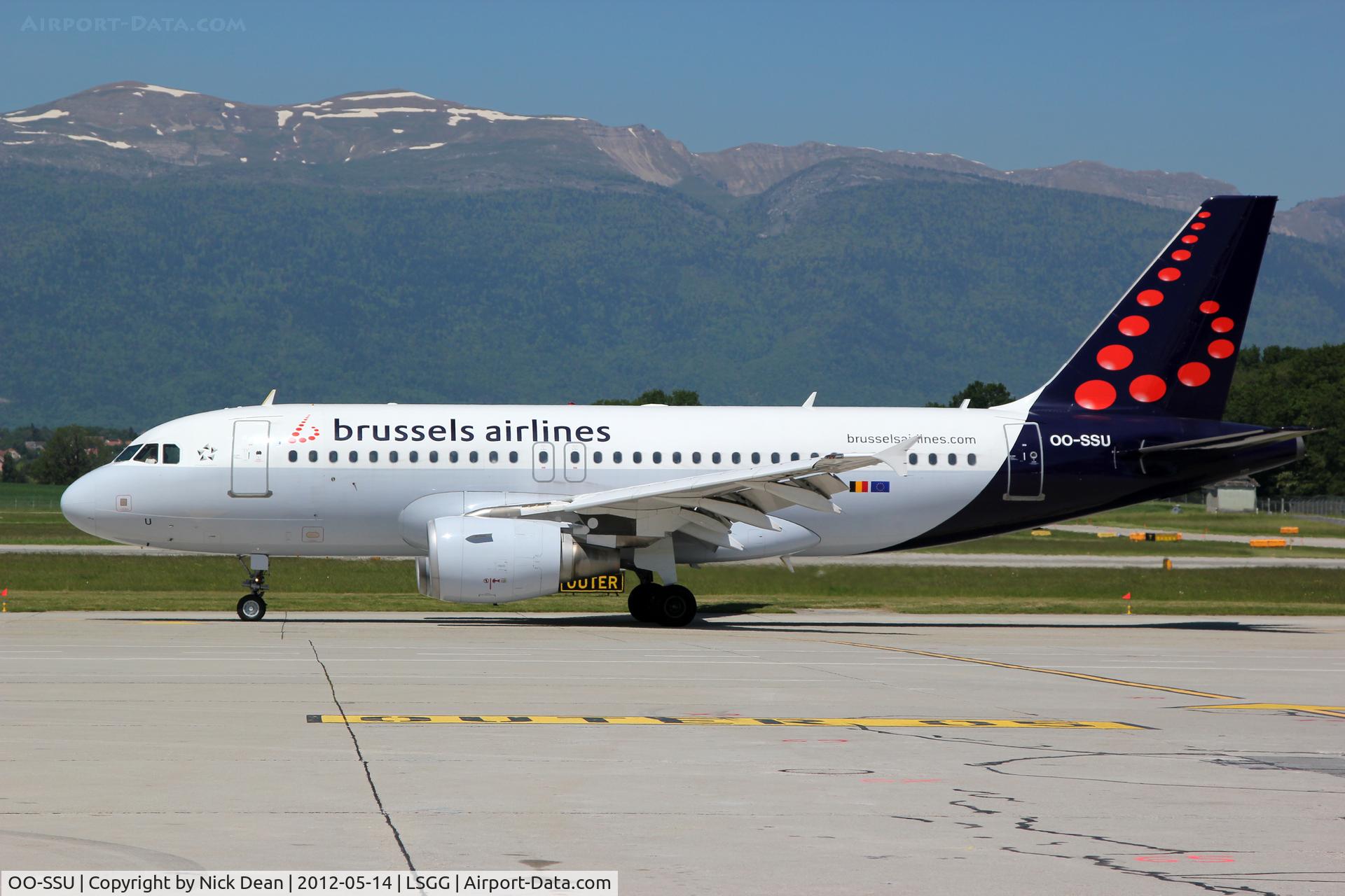 OO-SSU, 2004 Airbus A319-111 C/N 2230, LSGG/GVA EBACE 2012