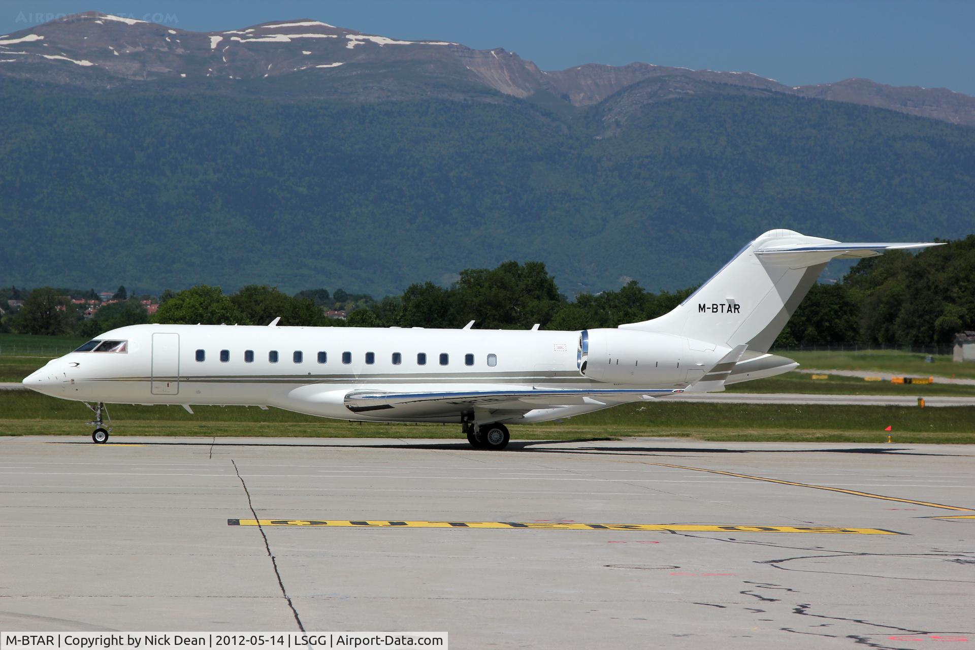 M-BTAR, 2007 Bombardier BD-700-1A10 Global Express C/N 9250, LSGG/GVA EBACE 2012