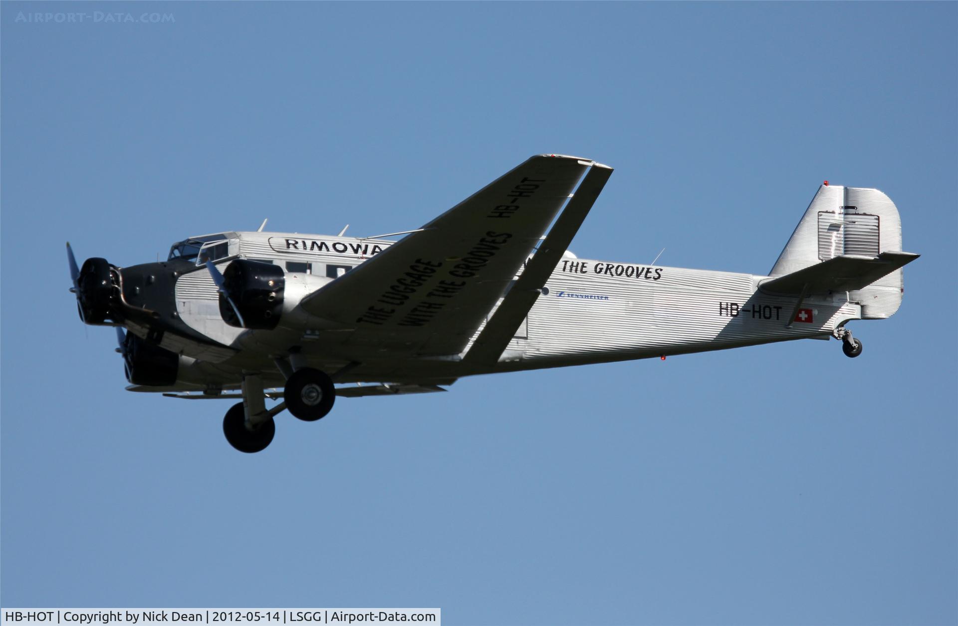HB-HOT, 1939 Junkers Ju-52/3m g4e C/N 6595, LSGG/GVA EBACE 2012