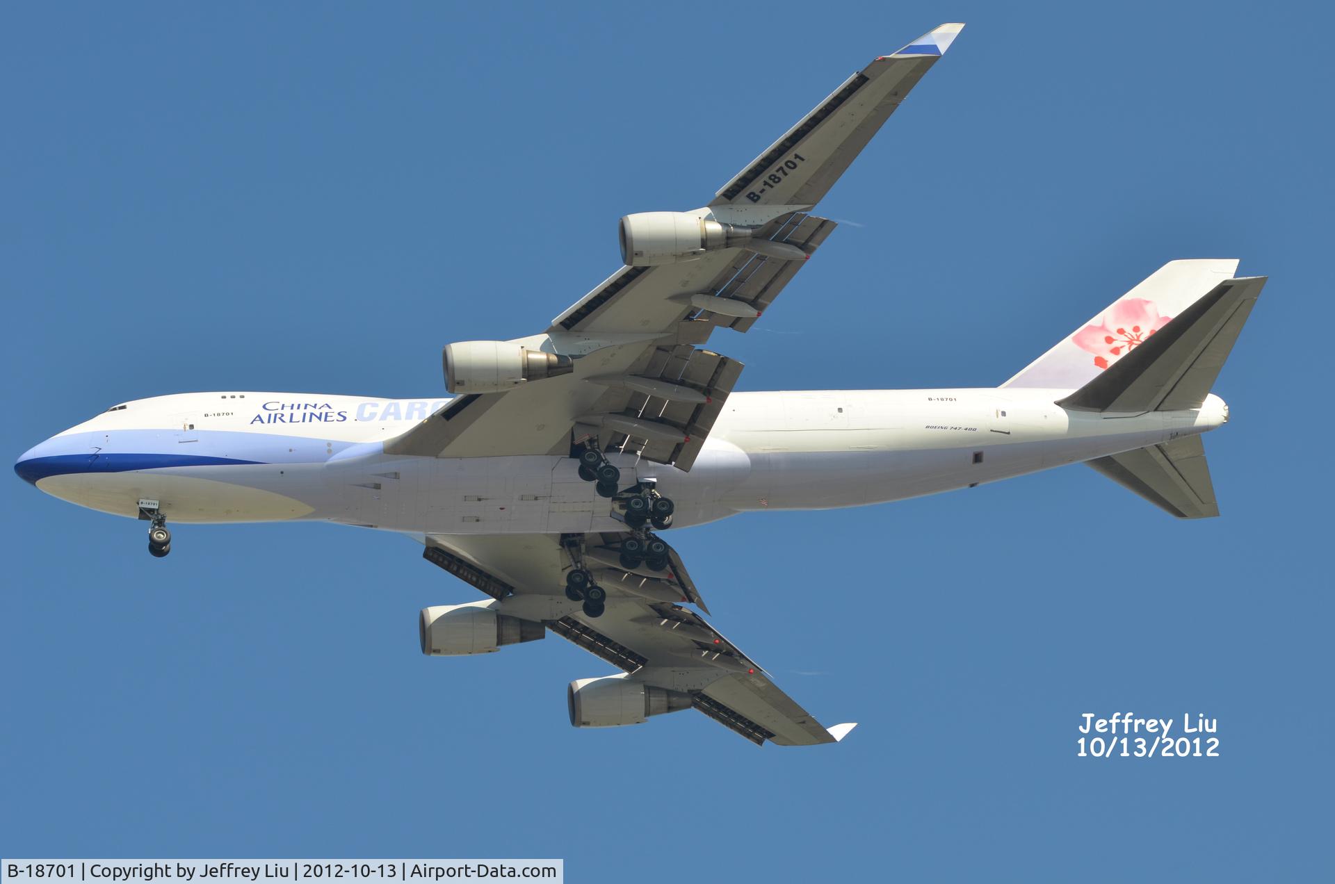 B-18701, 2000 Boeing 747-409F/SCD C/N 30759, Flew over Forum of Inglewood - landing at LAX