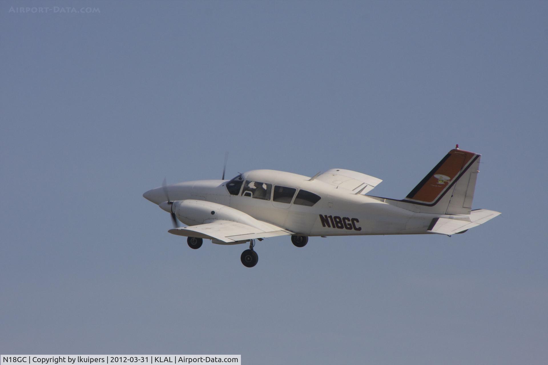 N18GC, 1970 Piper PA-23-250 Aztec C/N 27-4490, In take-off from Sun'n Fun 2012