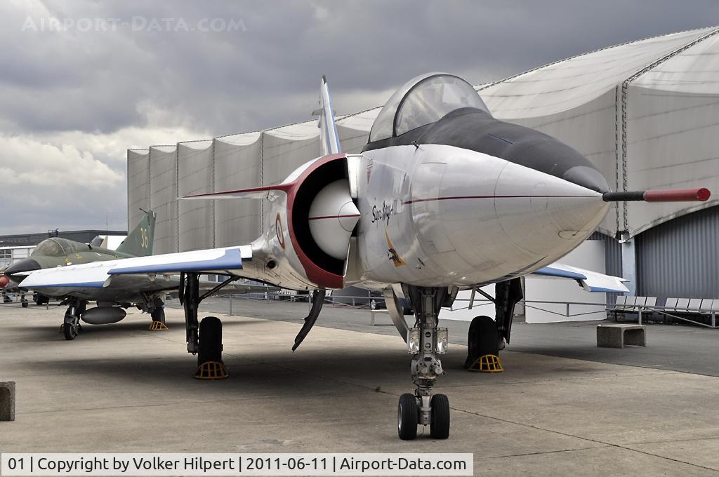 01, 1979 Dassault Mirage 4000 C/N 01, at Le Bourget