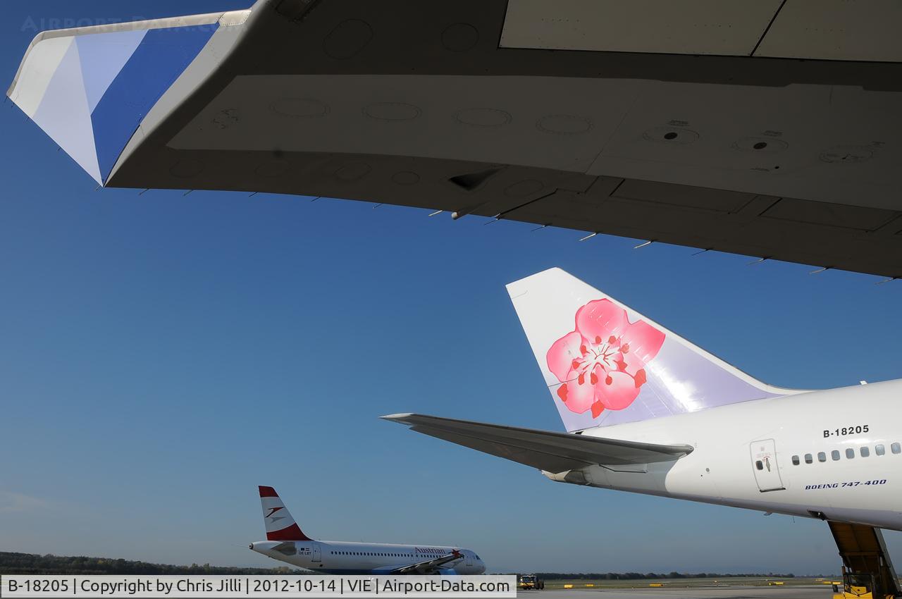 B-18205, Boeing 747-409 C/N 28712, China Airlines