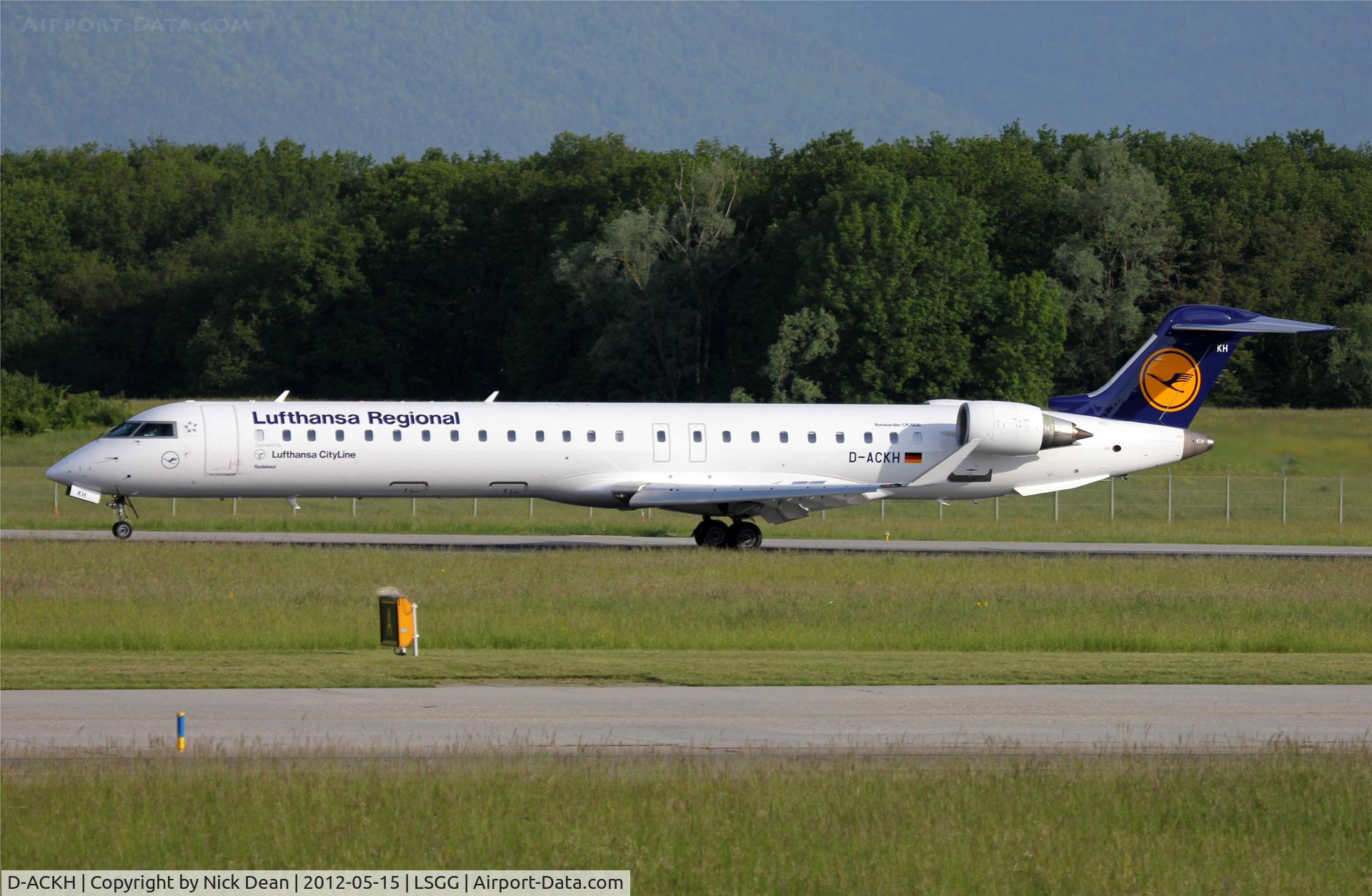 D-ACKH, 2006 Bombardier CRJ-900LR (CL-600-2D24) C/N 15085, LSGG/GVA EBACE 2012
