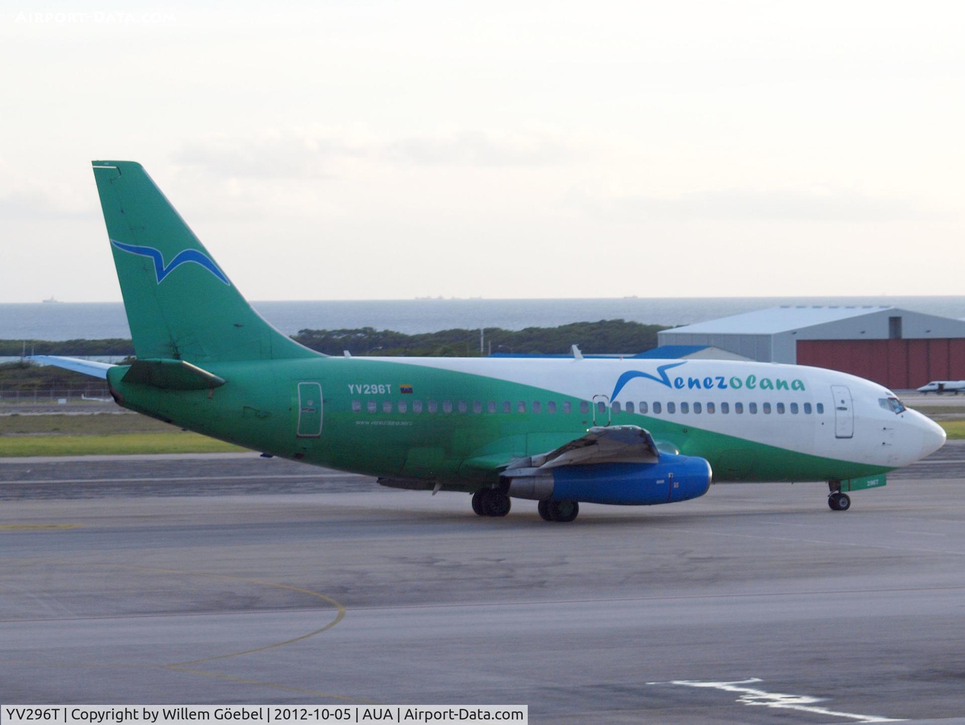 YV296T, 1980 Boeing 737-2T5 C/N 22024, Taxi to the runway of Aruba Airport
