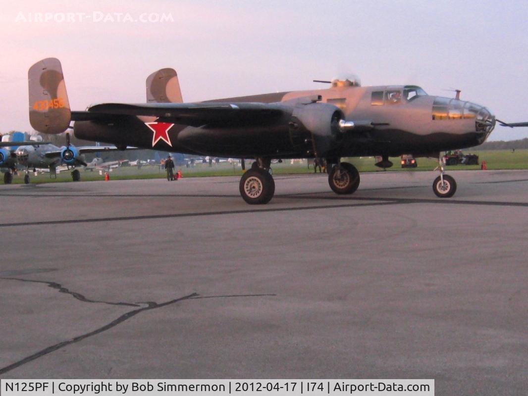 N125PF, 1944 North American B-25J Mitchell Mitchell C/N 108-33731, Dawn start-up for the flight to Dayton - B-25 Gathering and Doolittle Reunion.