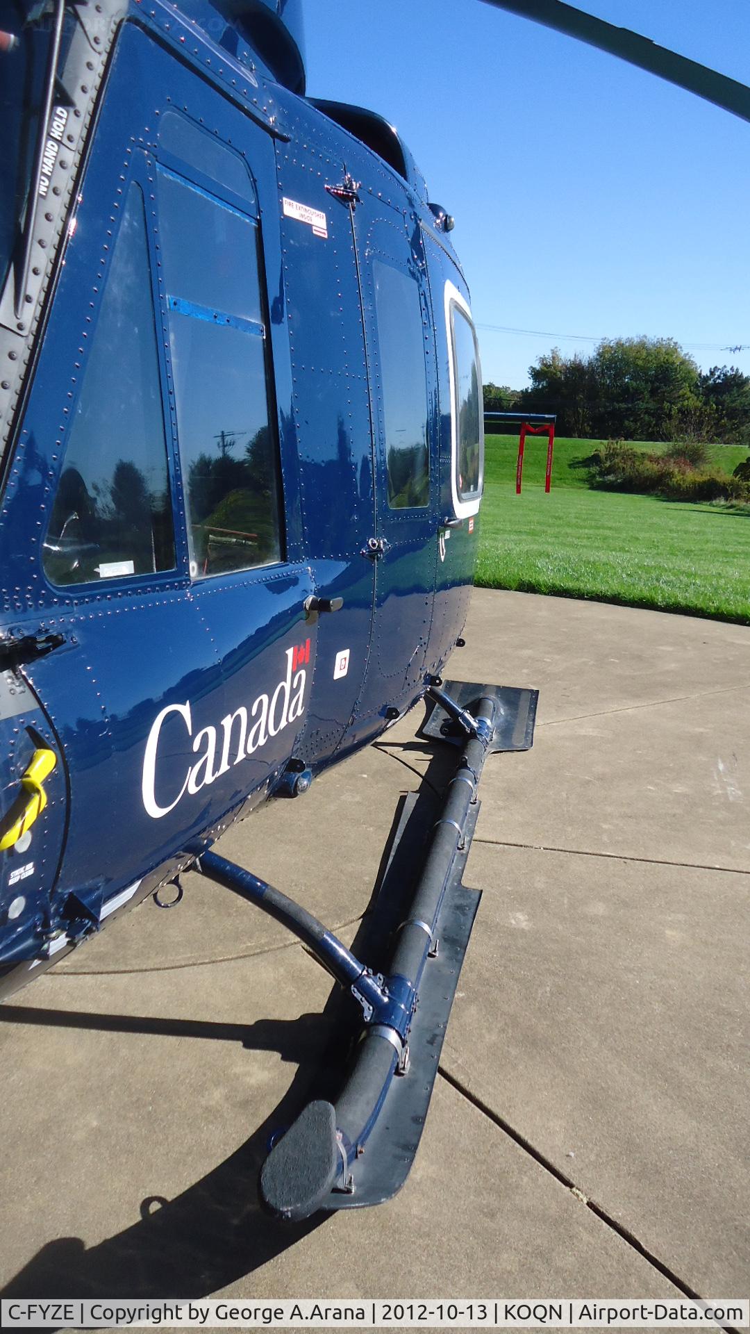 C-FYZE, 1996 Bell 412CF (CH-146) C/N 46402, Port skid and snow ski