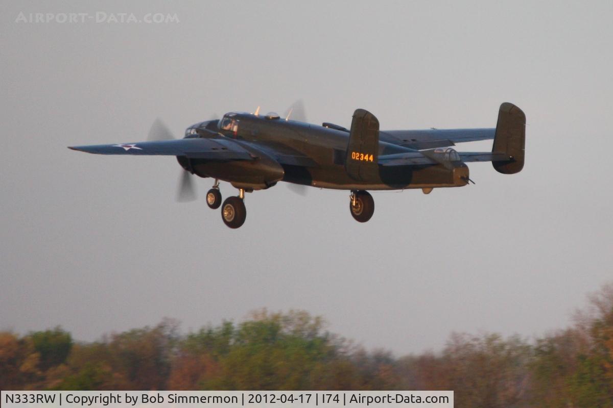 N333RW, 1944 North American B-25N Mitchell C/N 108-47488, Departing Urbana, Ohio for the Dayton B-25 Gathering and Doolittle Reunion.