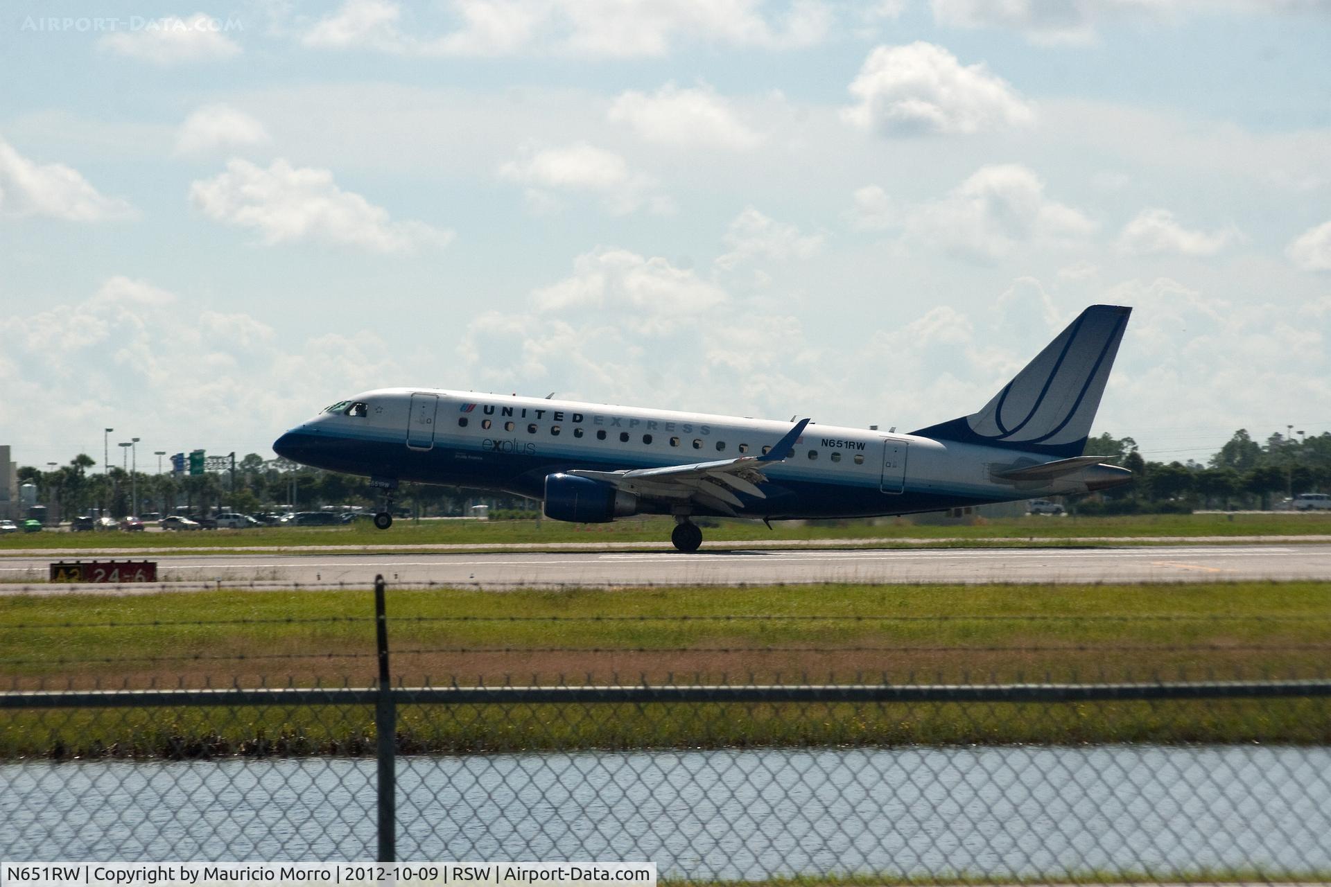 N651RW, 2005 Embraer 170SE (ERJ-170-100SE) C/N 17000072, Arriving from O'Hare