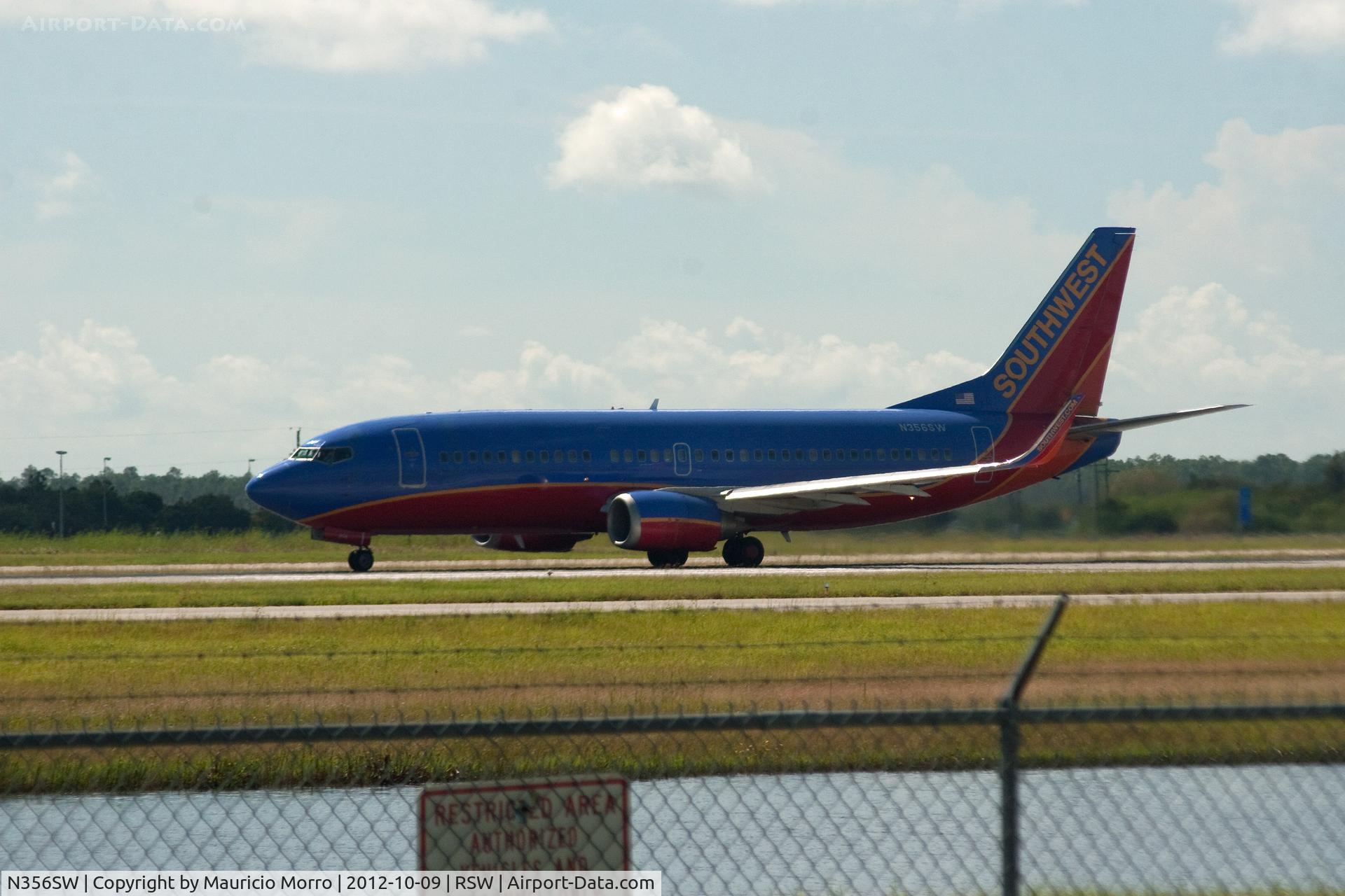 N356SW, 1991 Boeing 737-3H4 C/N 25251, 40 minutes after arriving from Orlando 737 departs enroute Chicago Midway