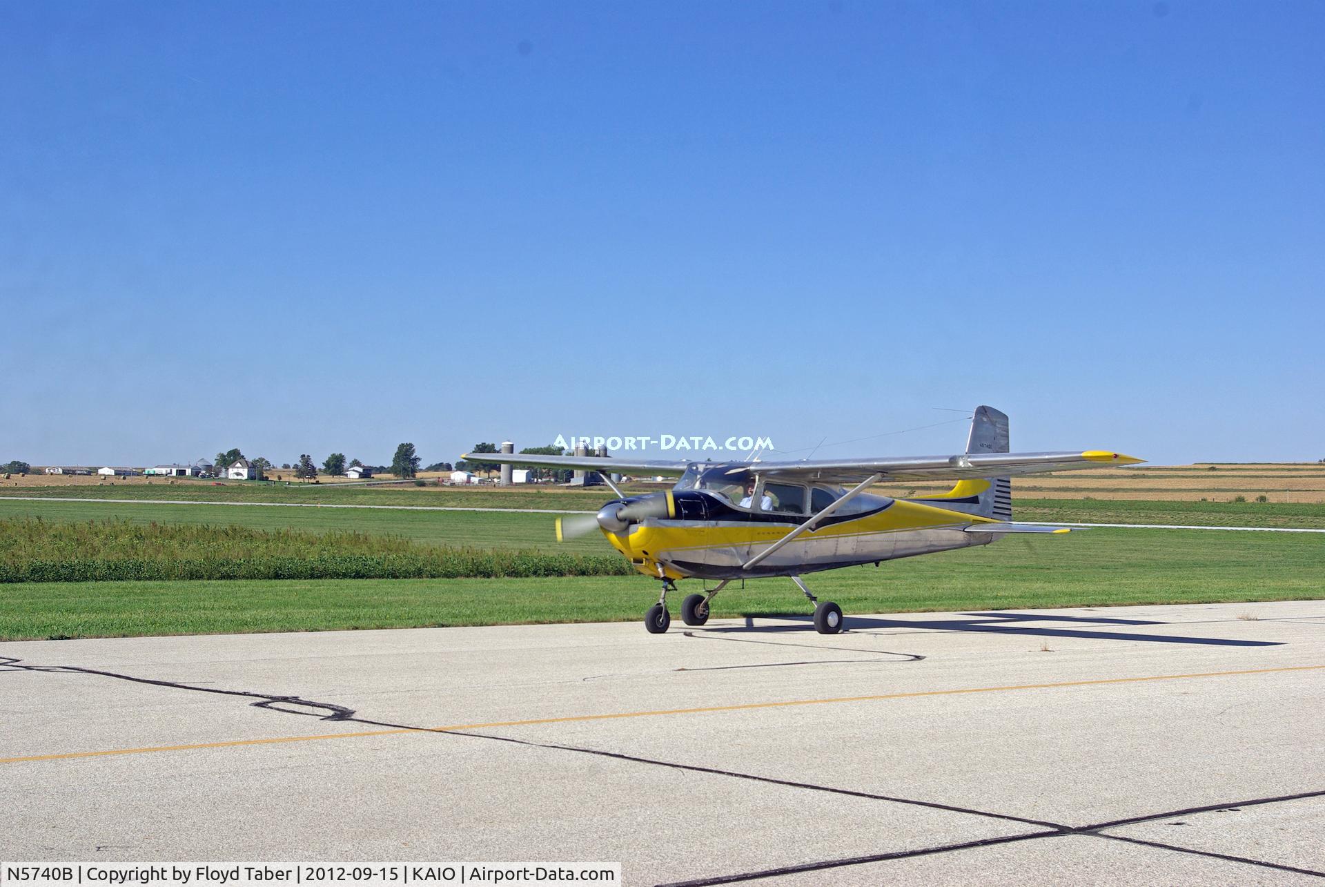 N5740B, 1956 Cessna 182 Skylane C/N 33740, Fly Iowa 2012 Attendee
