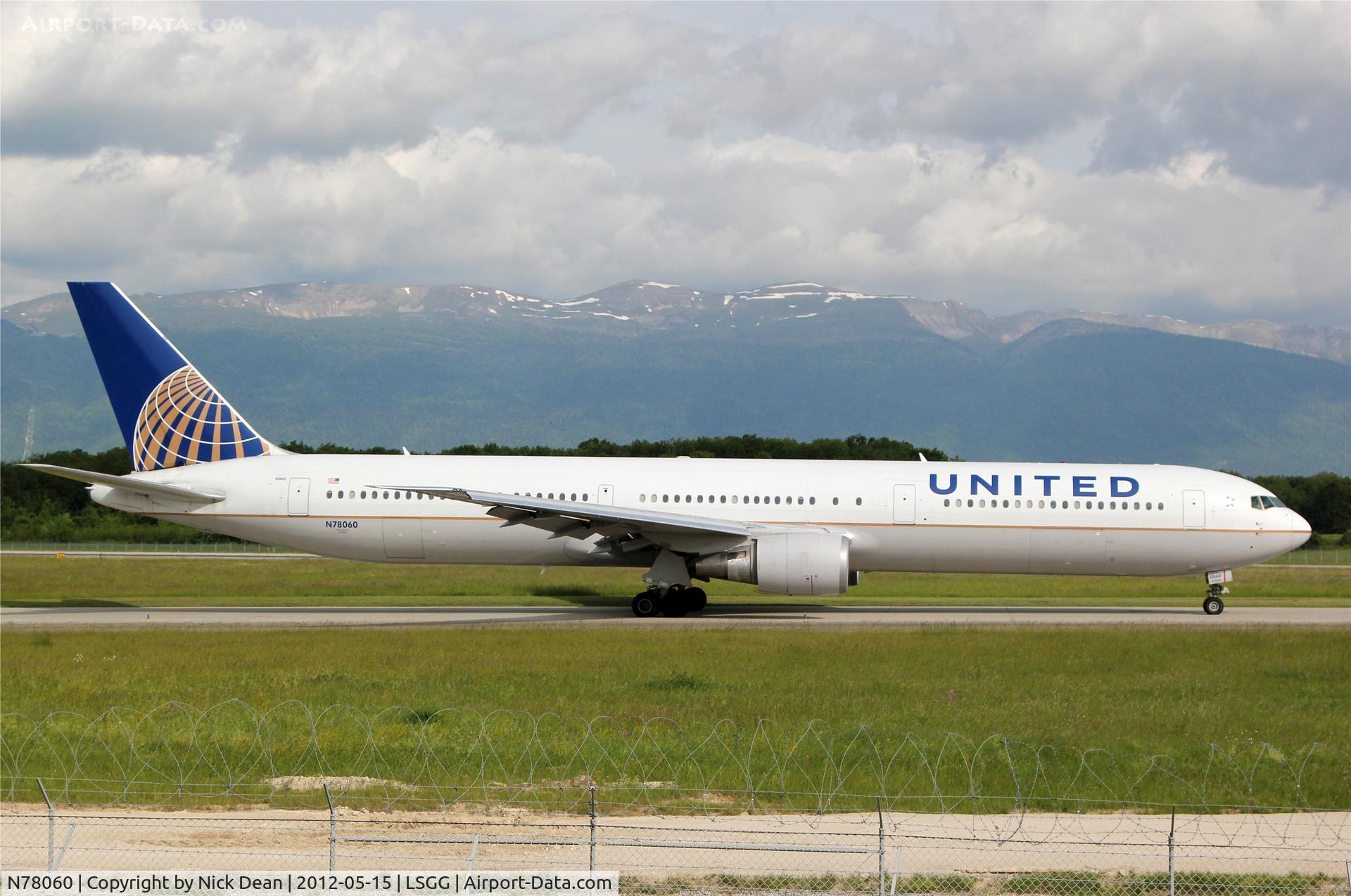 N78060, 2002 Boeing 767-424/ER C/N 29455, LSGG/GVA EBACE 2012